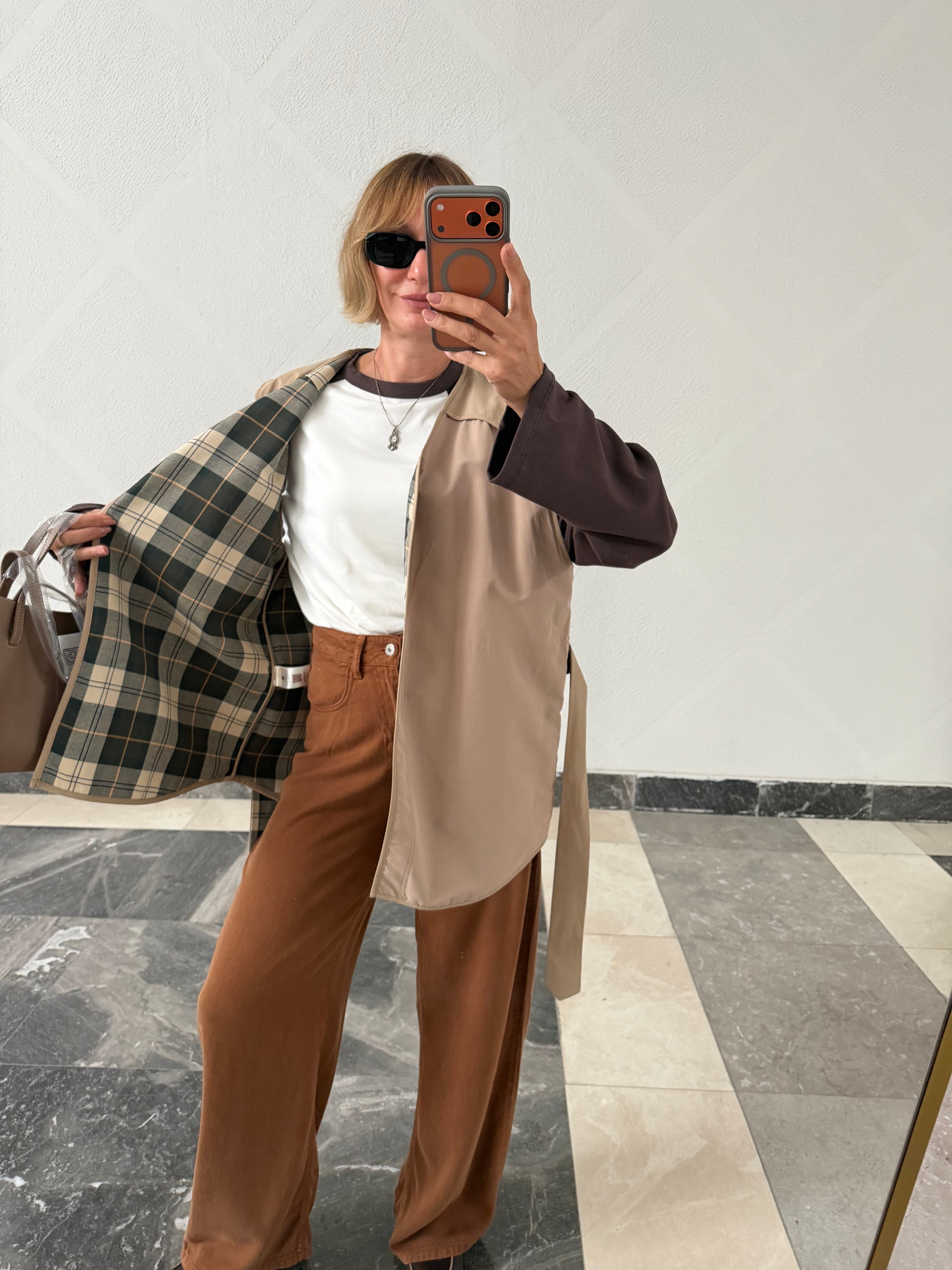 Barbur Model Ekru İçi Ekoseli Bağlamalı Yelek