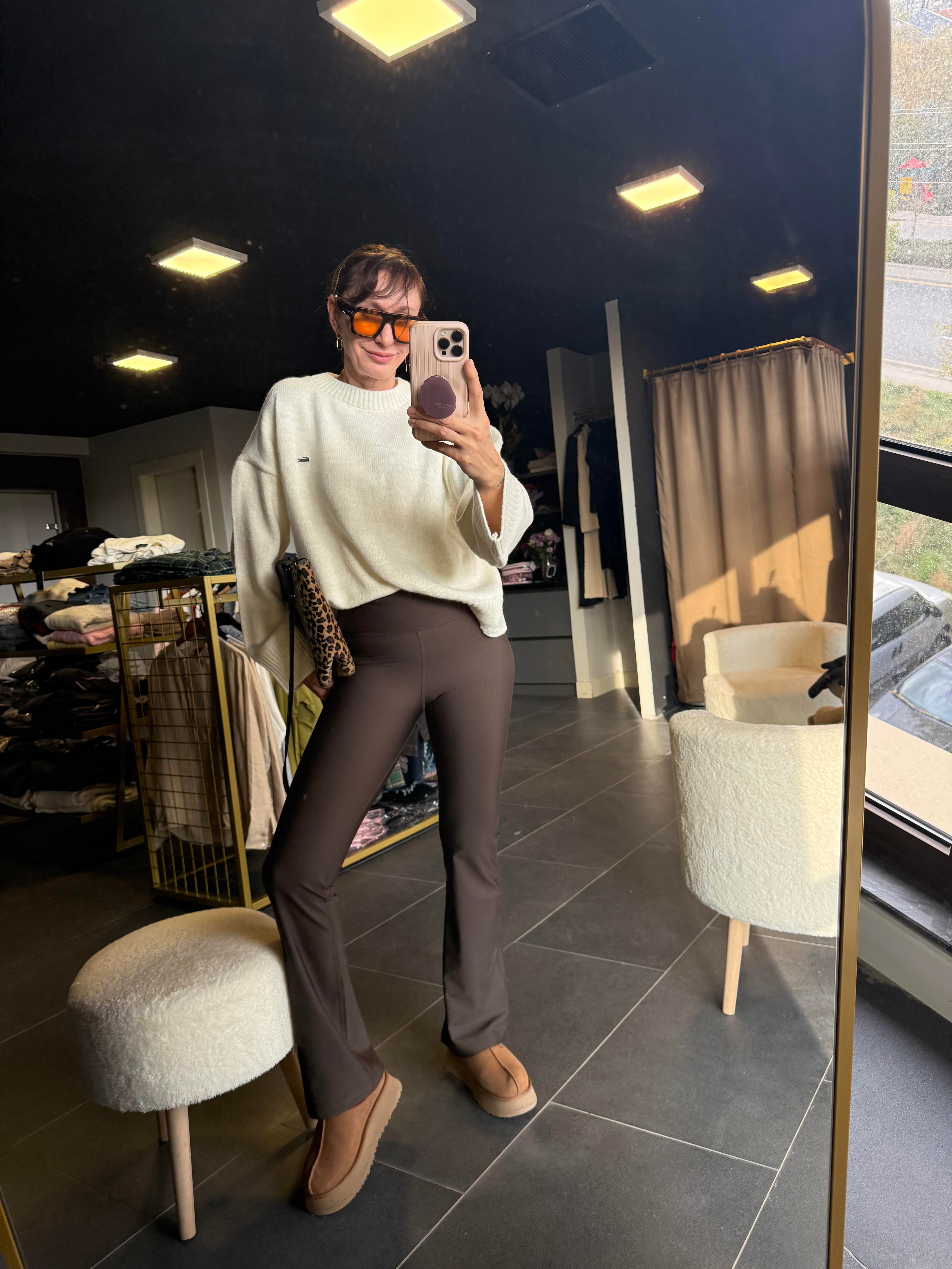 Basic Kırık Beyaz Kazak