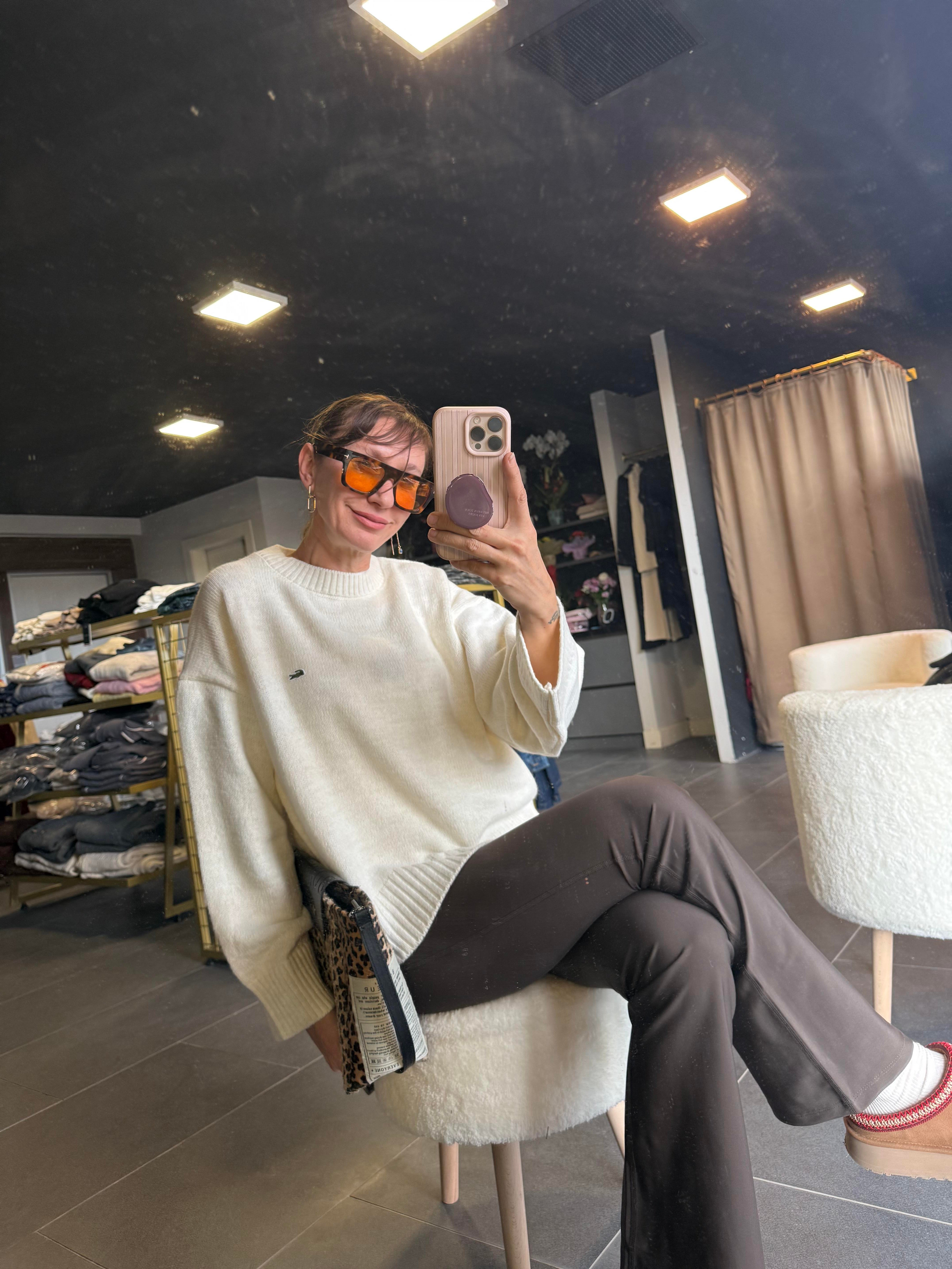 Basic Kırık Beyaz Kazak