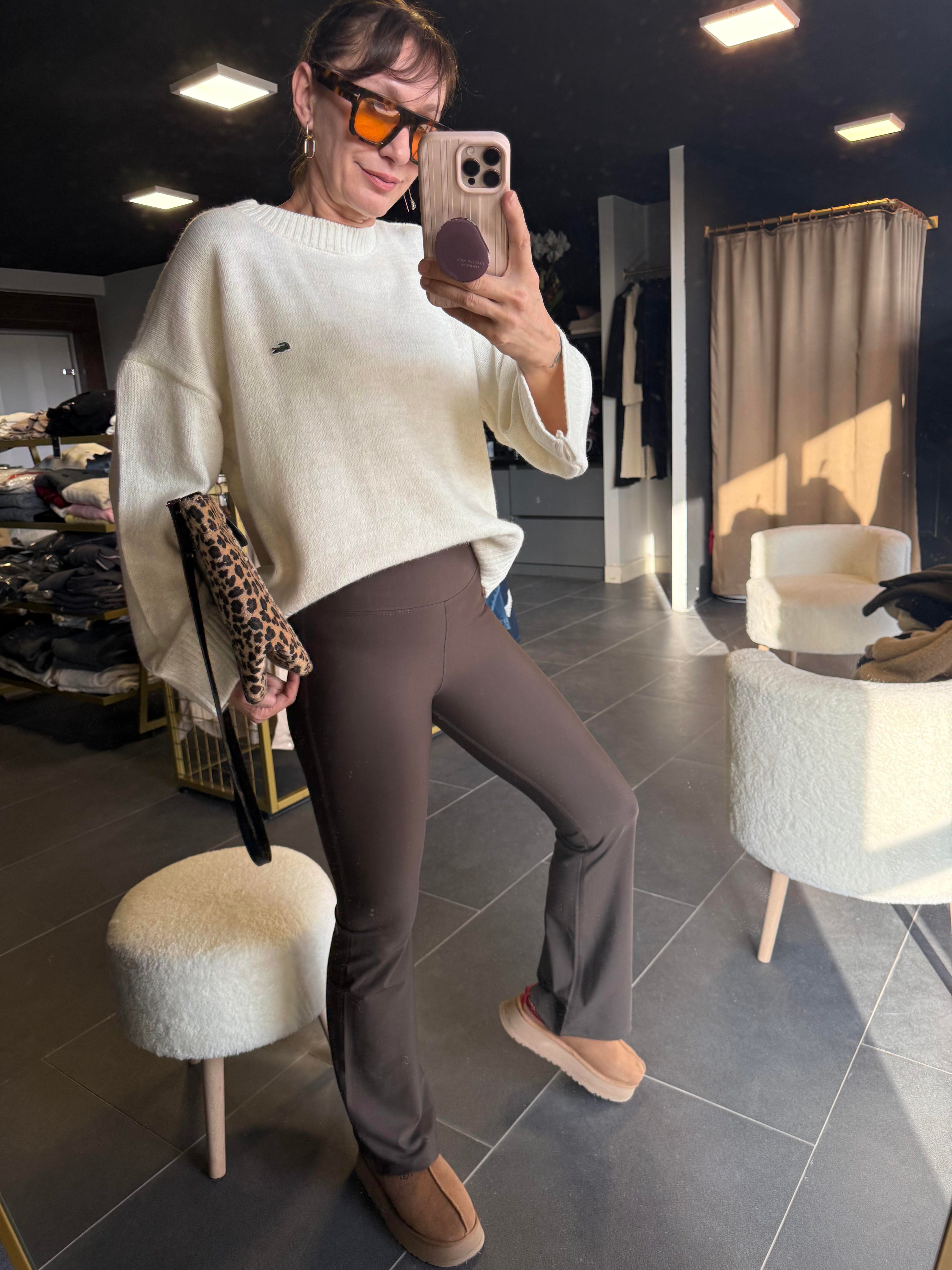 Basic Kırık Beyaz Kazak