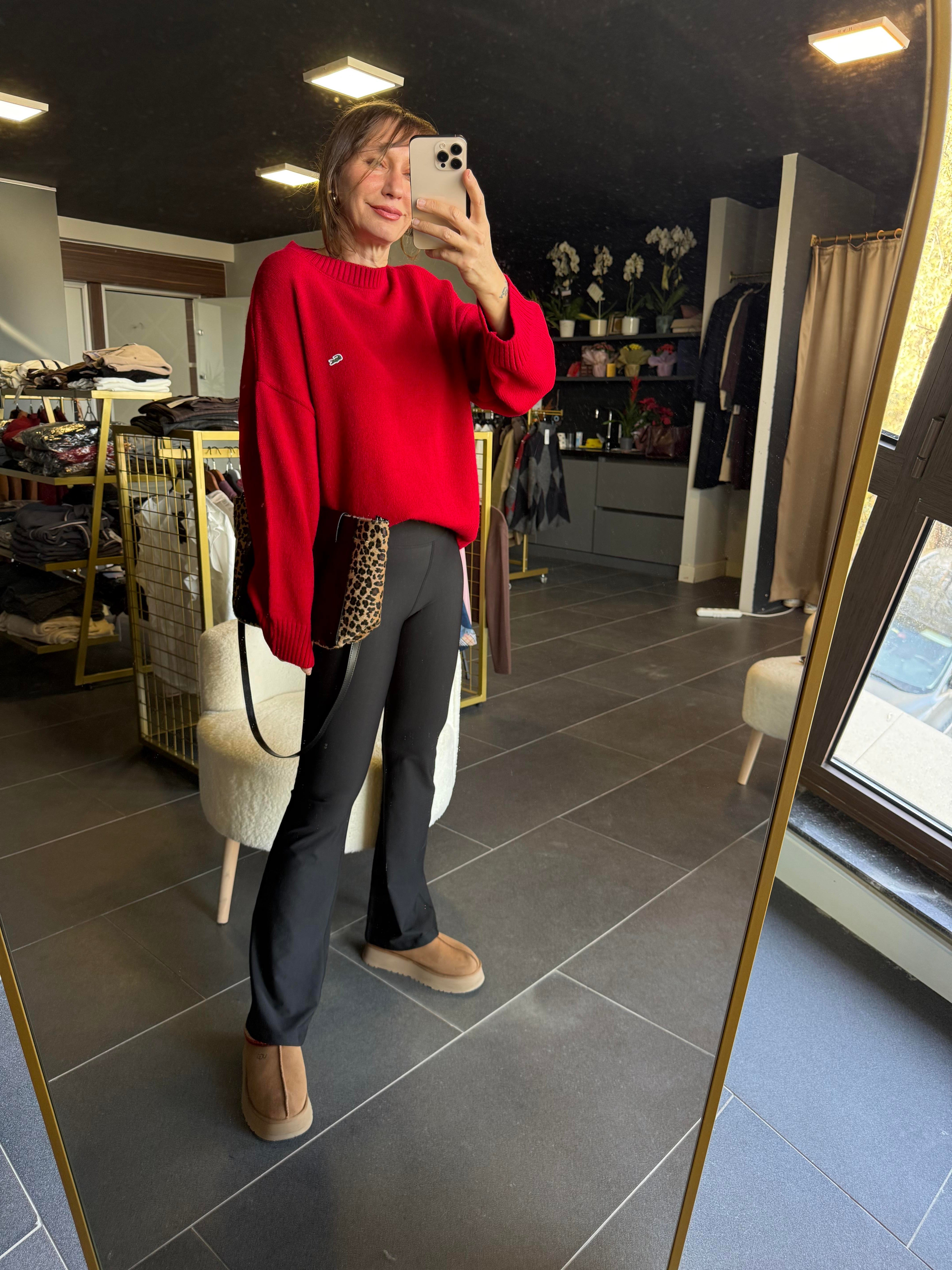 Basic Kırmızı Kazak