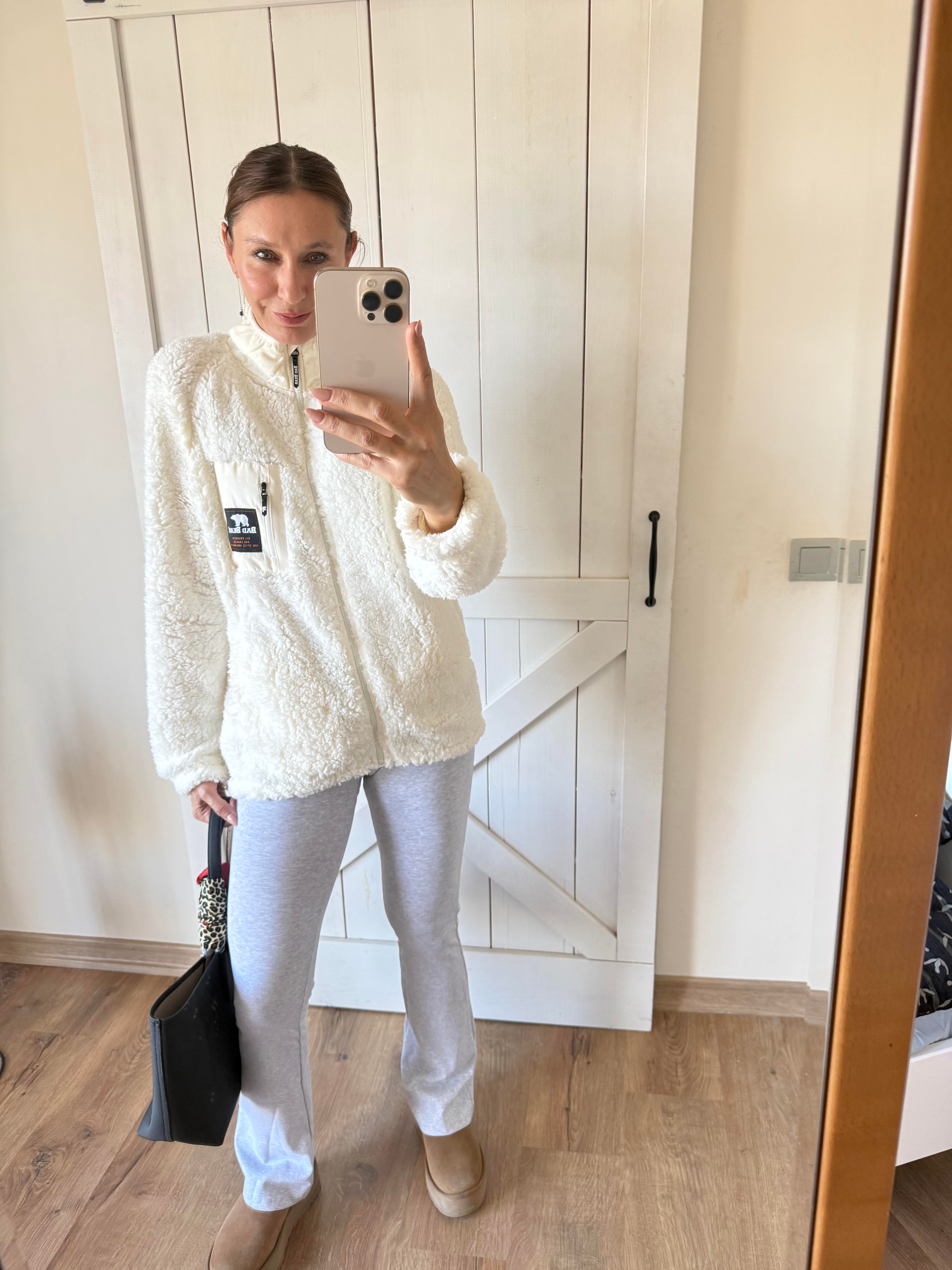 Bear Kırık Beyaz Fermuarlı Peluş Mont