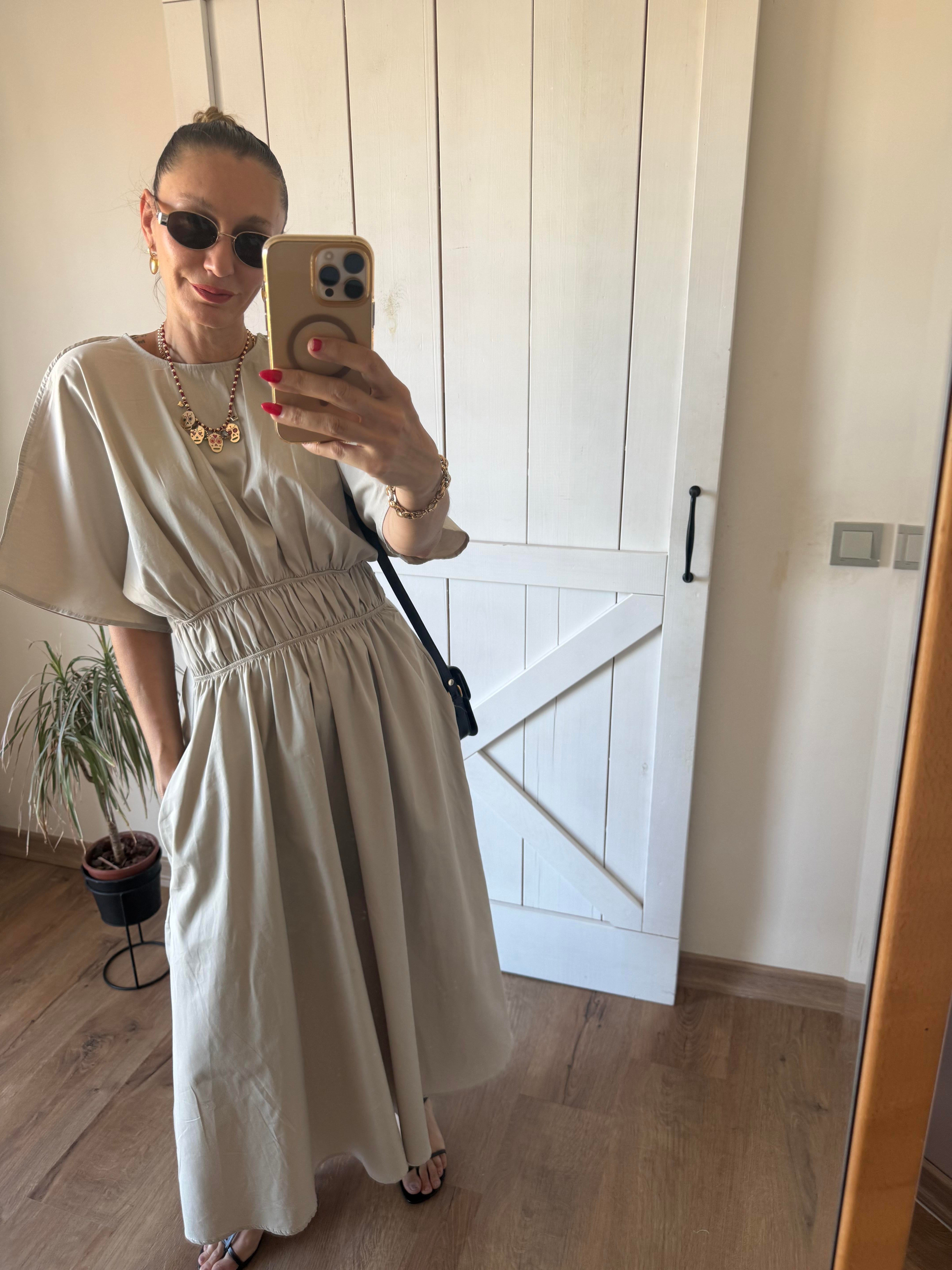 Bel Büzgülü Beyaz Kos Elbise