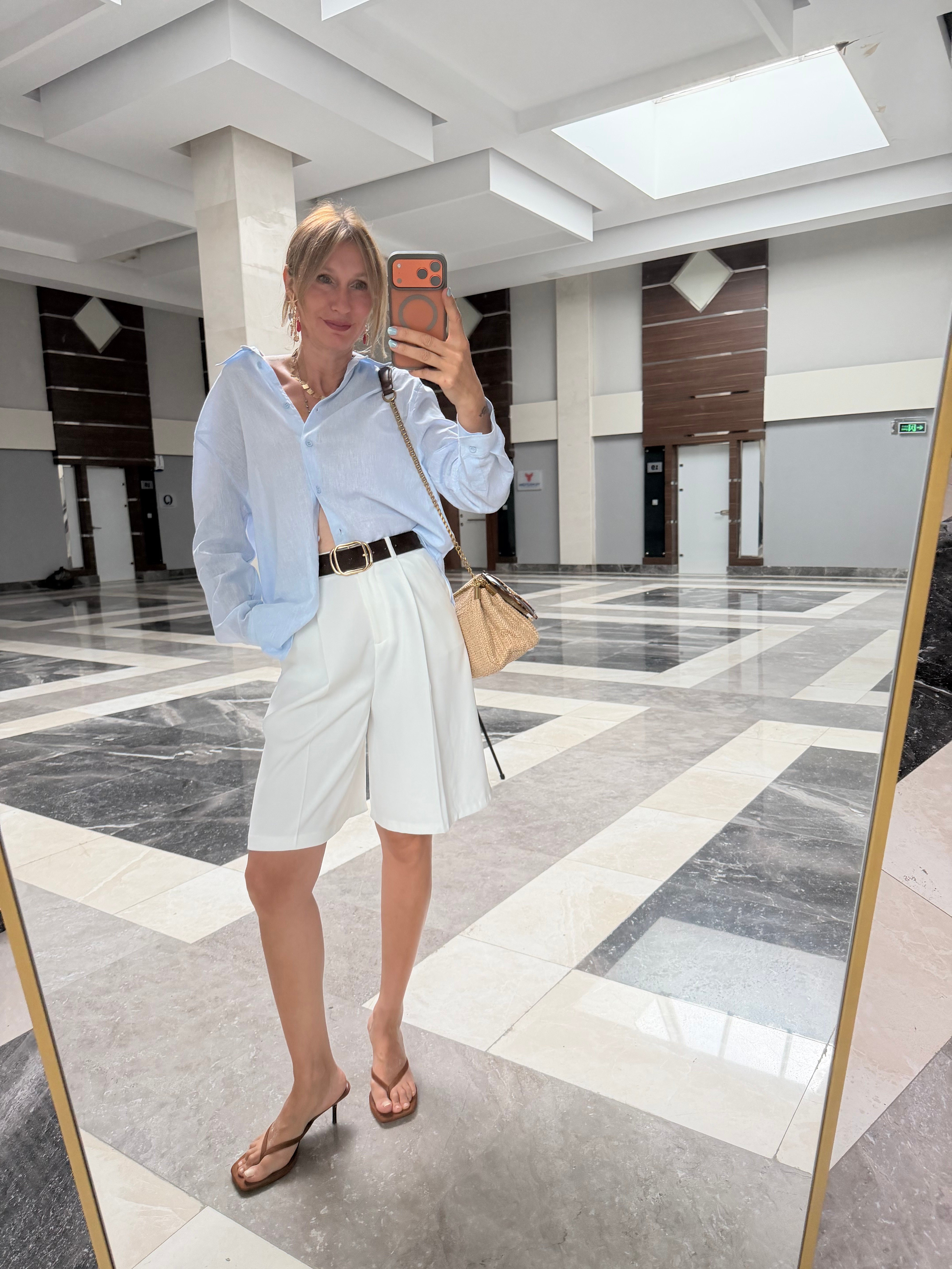 Beyaz Double Kumaş Şehir İçi Boy Şort