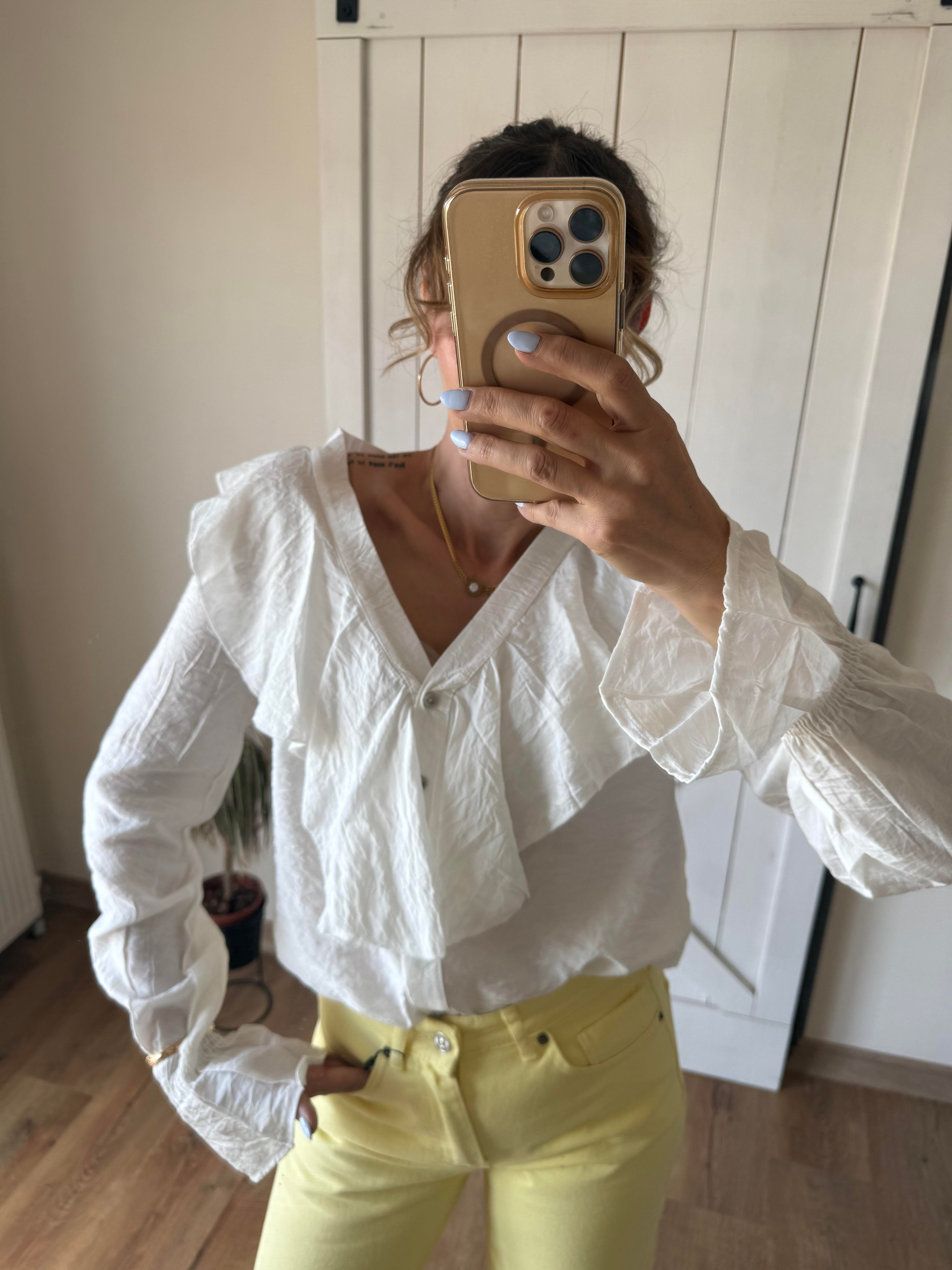 Beyaz Fırfır Detaylı Gömlek