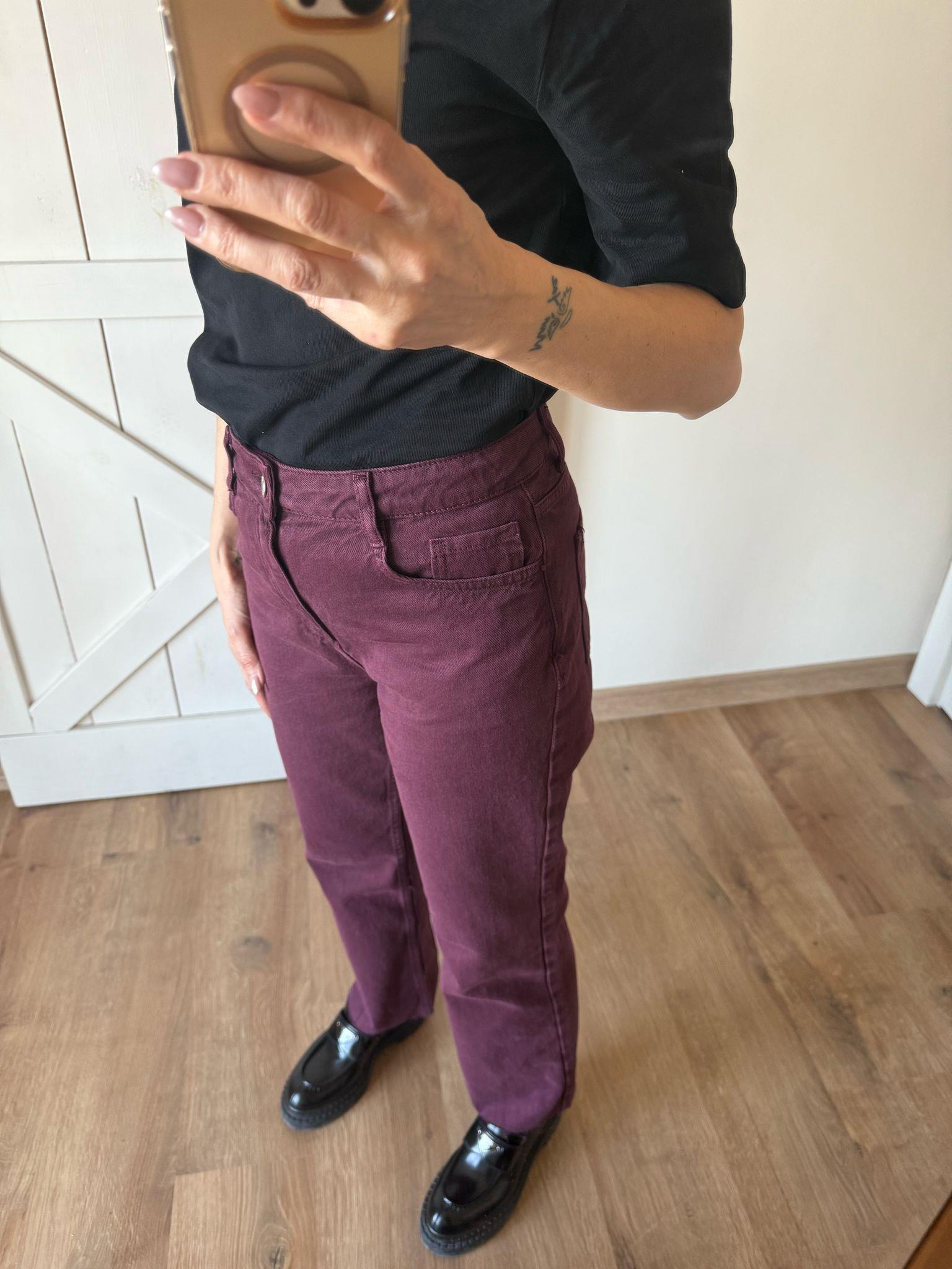 Bordo Paçası Kesik Straight Jean