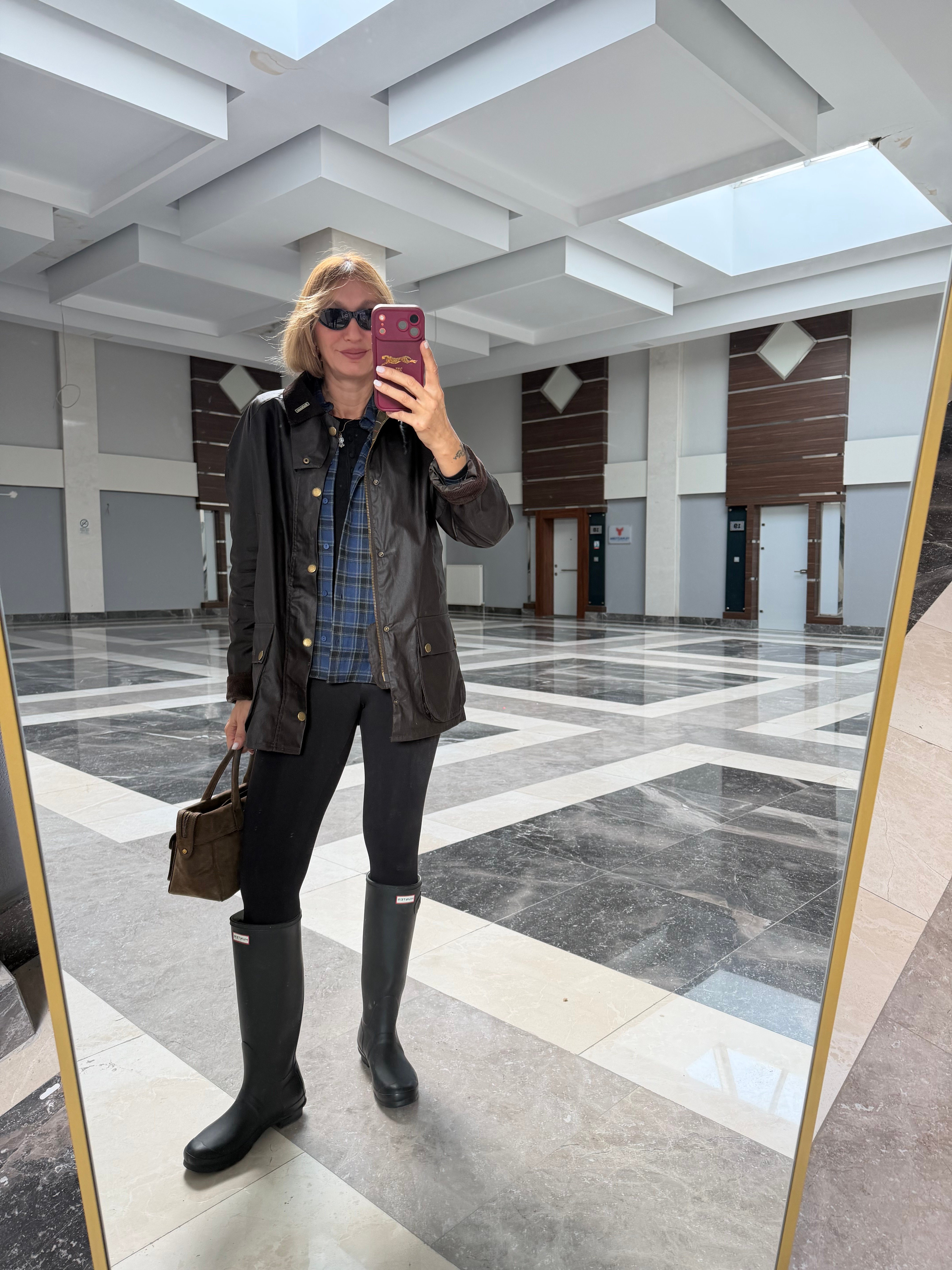 Brown Broşlu Orj Renk Kadife Yaka Klasik Model Barbır