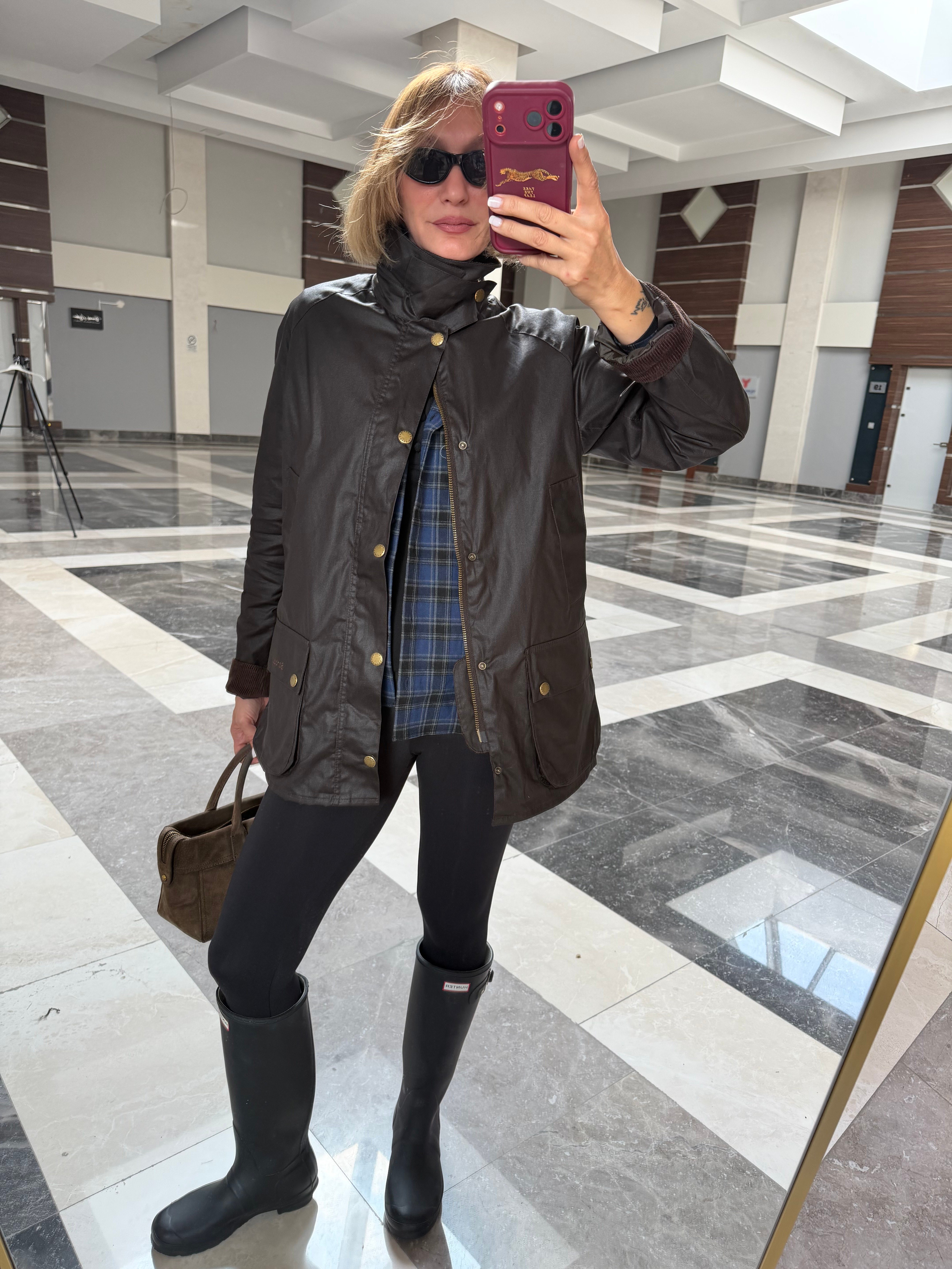 Brown Broşlu Orj Renk Kadife Yaka Klasik Model Barbır