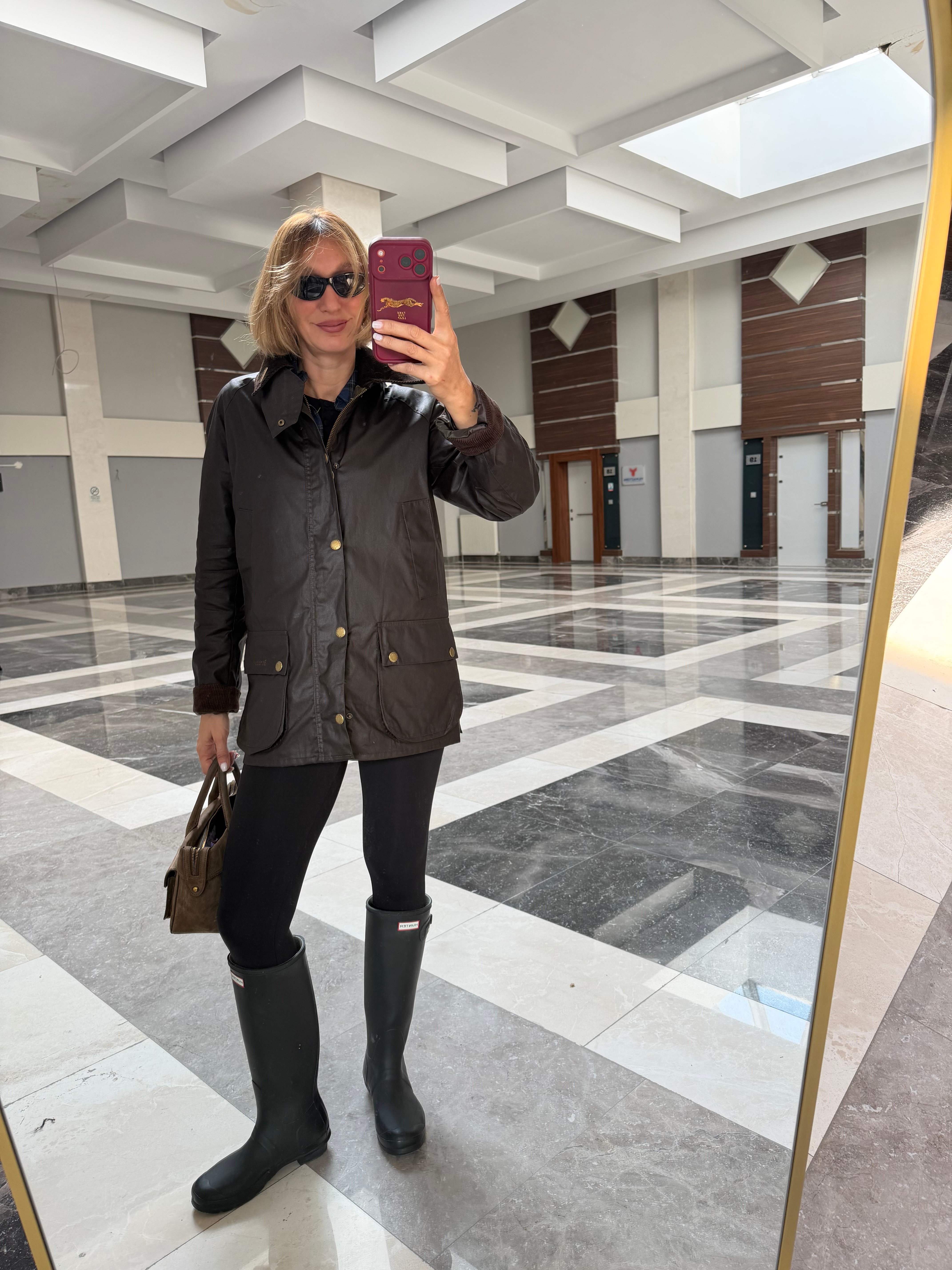 Brown Broşlu Orj Renk Kadife Yaka Klasik Model Barbır