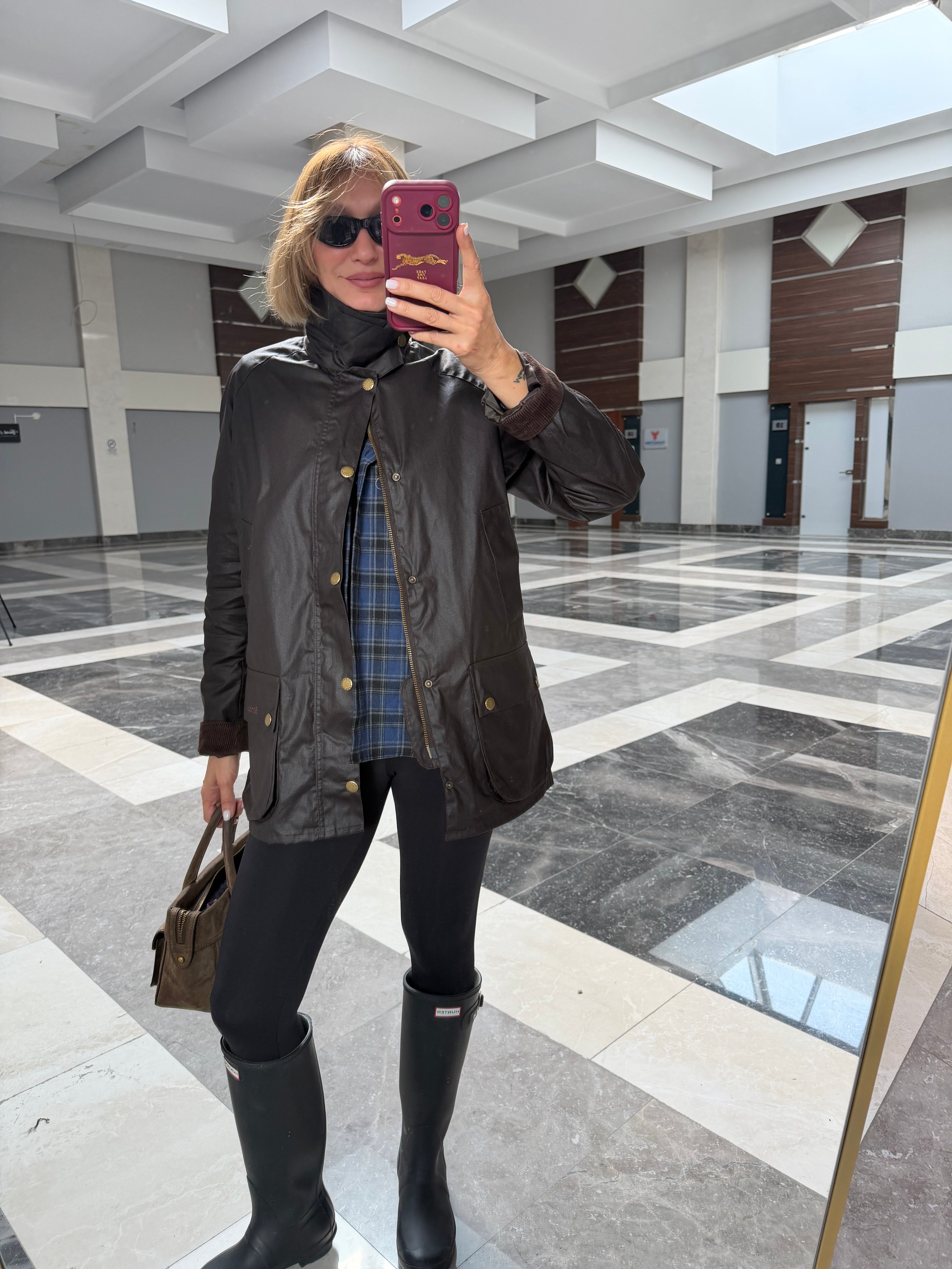 Brown Broşlu Orj Renk Kadife Yaka Klasik Model Barbır