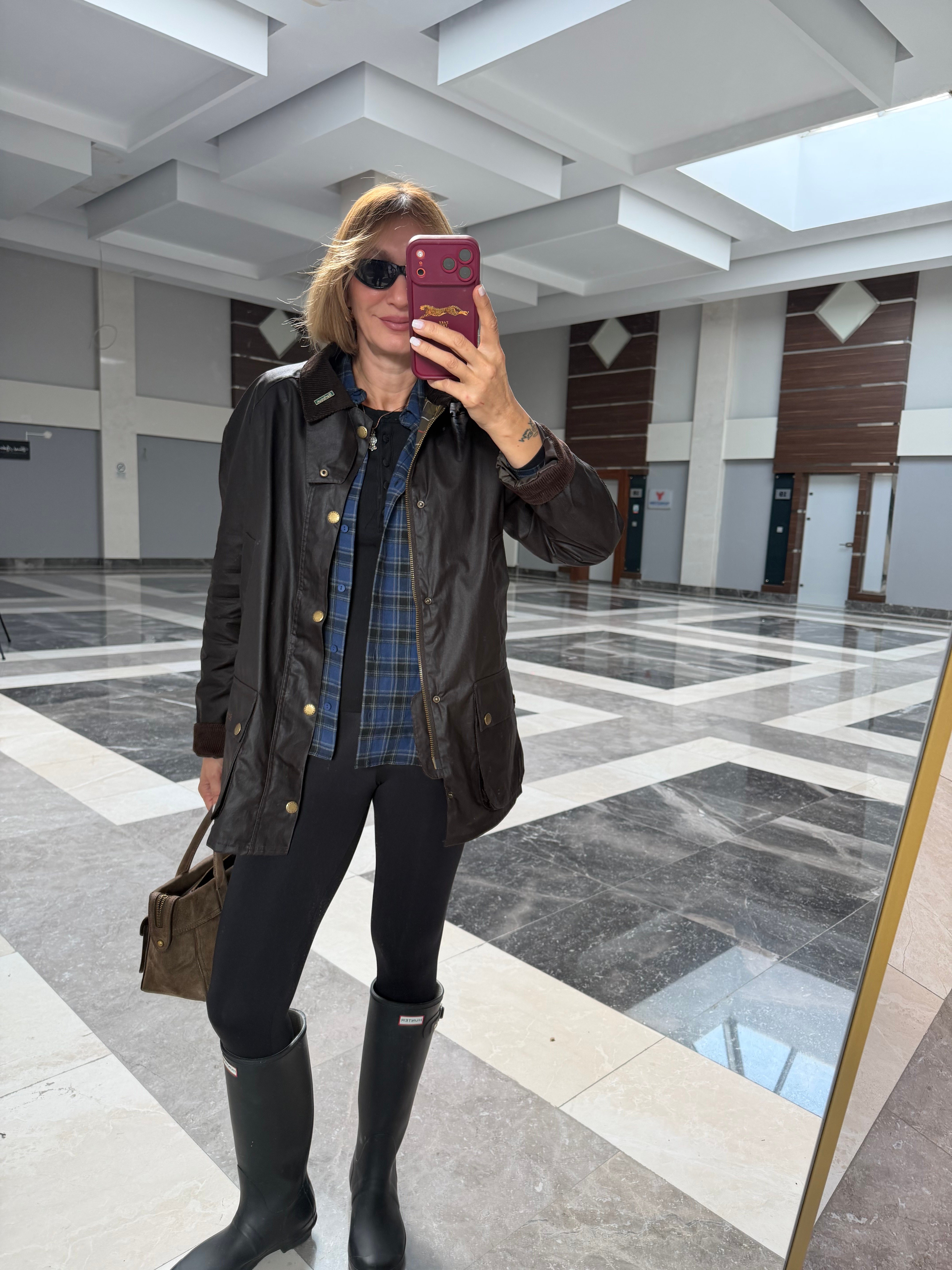 Brown Broşlu Orj Renk Kadife Yaka Klasik Model Barbır