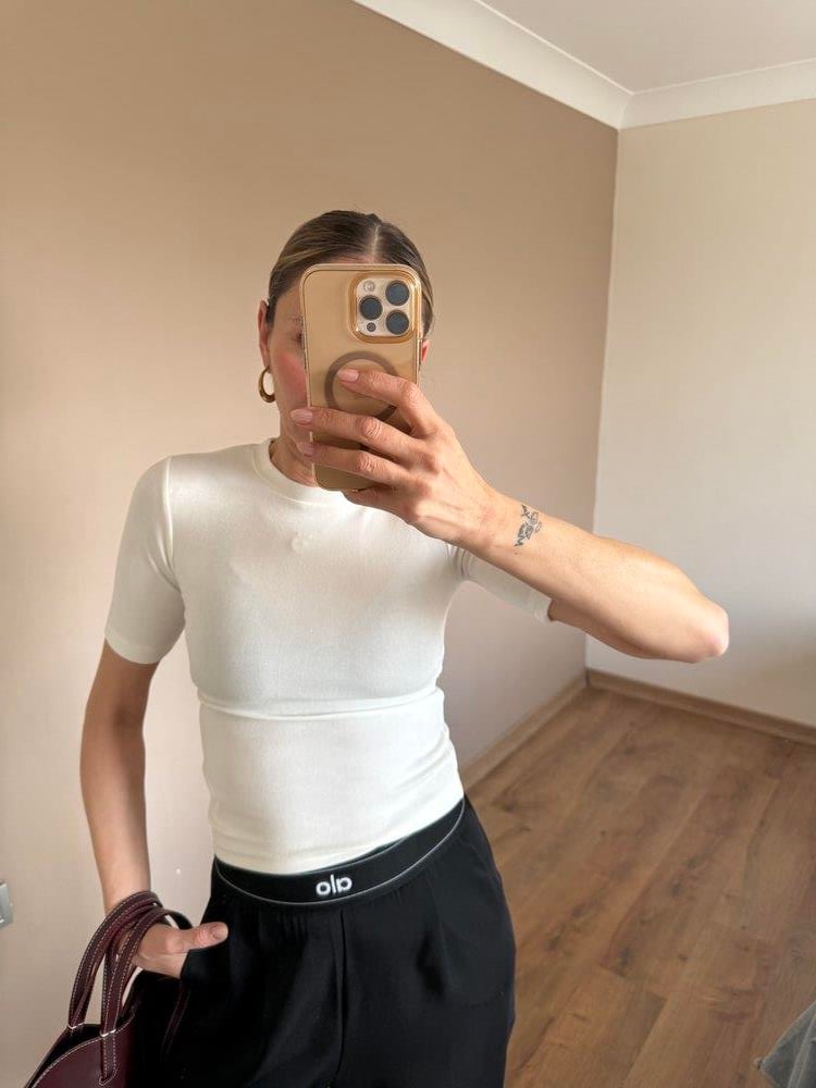 Buzzy Beyaz Yarım Kol Body