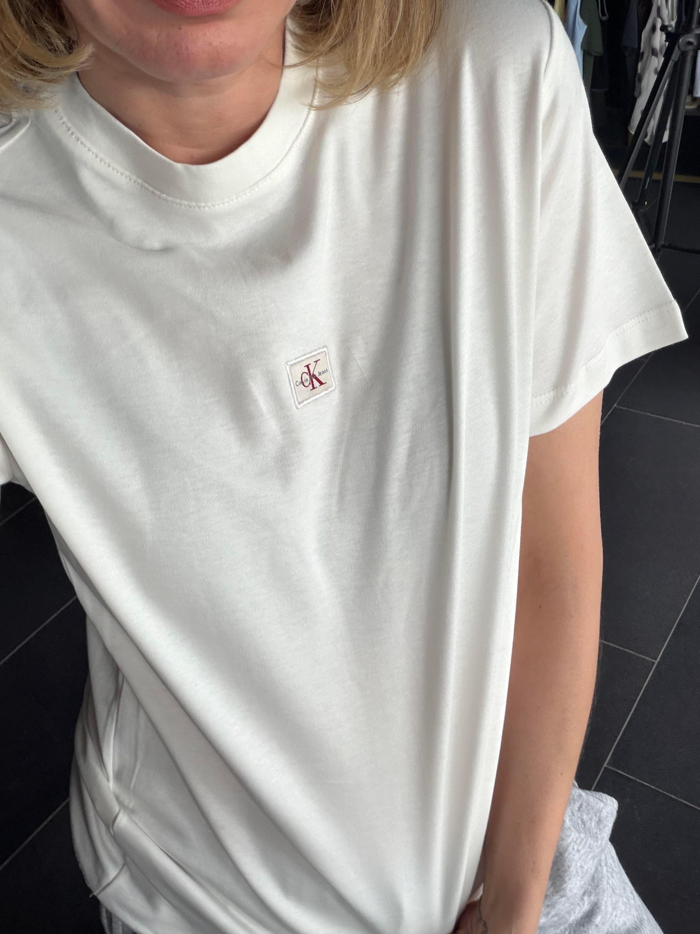C Toz Beyaz Minimal Tshirt