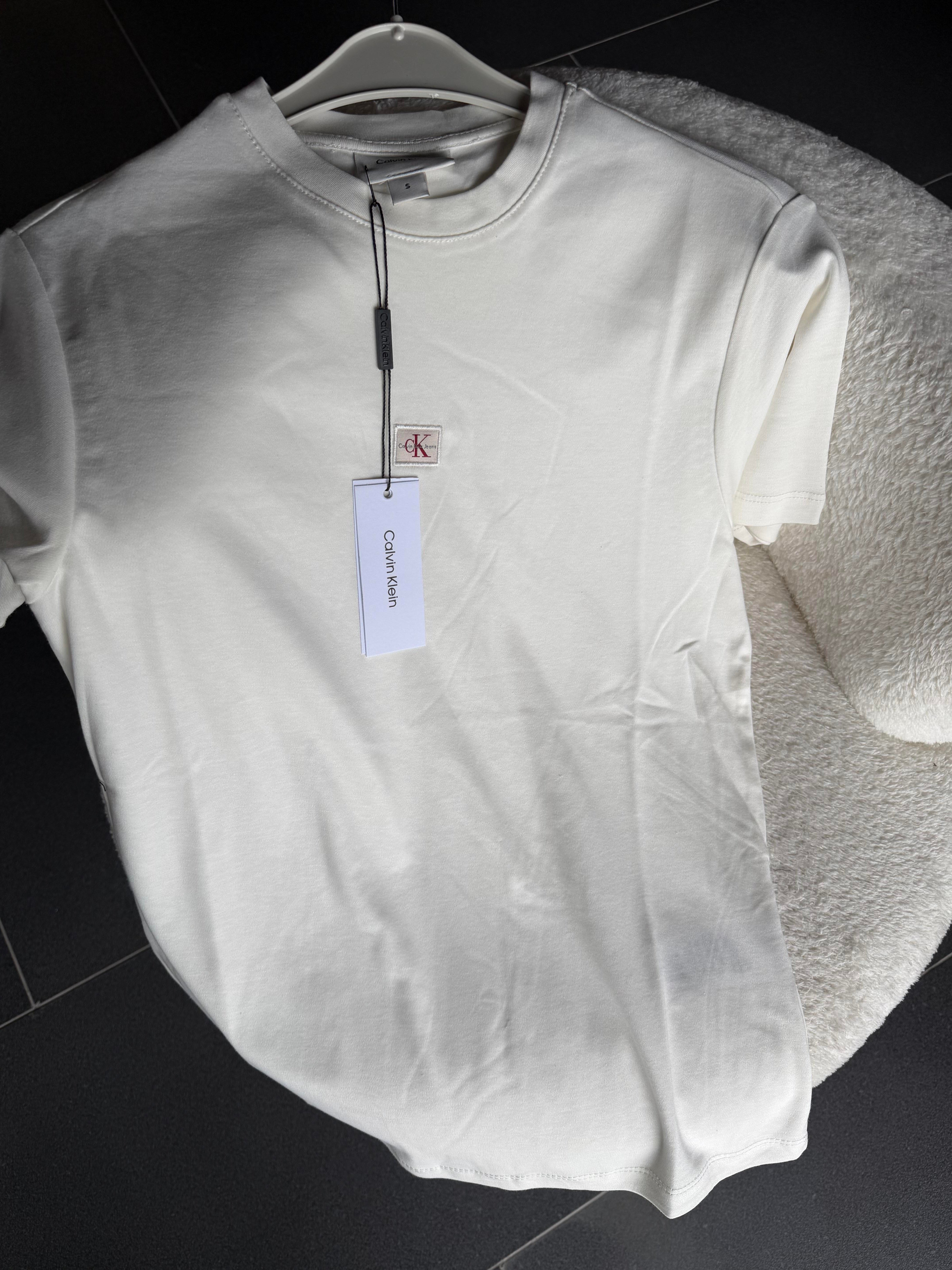C Toz Beyaz Minimal Tshirt