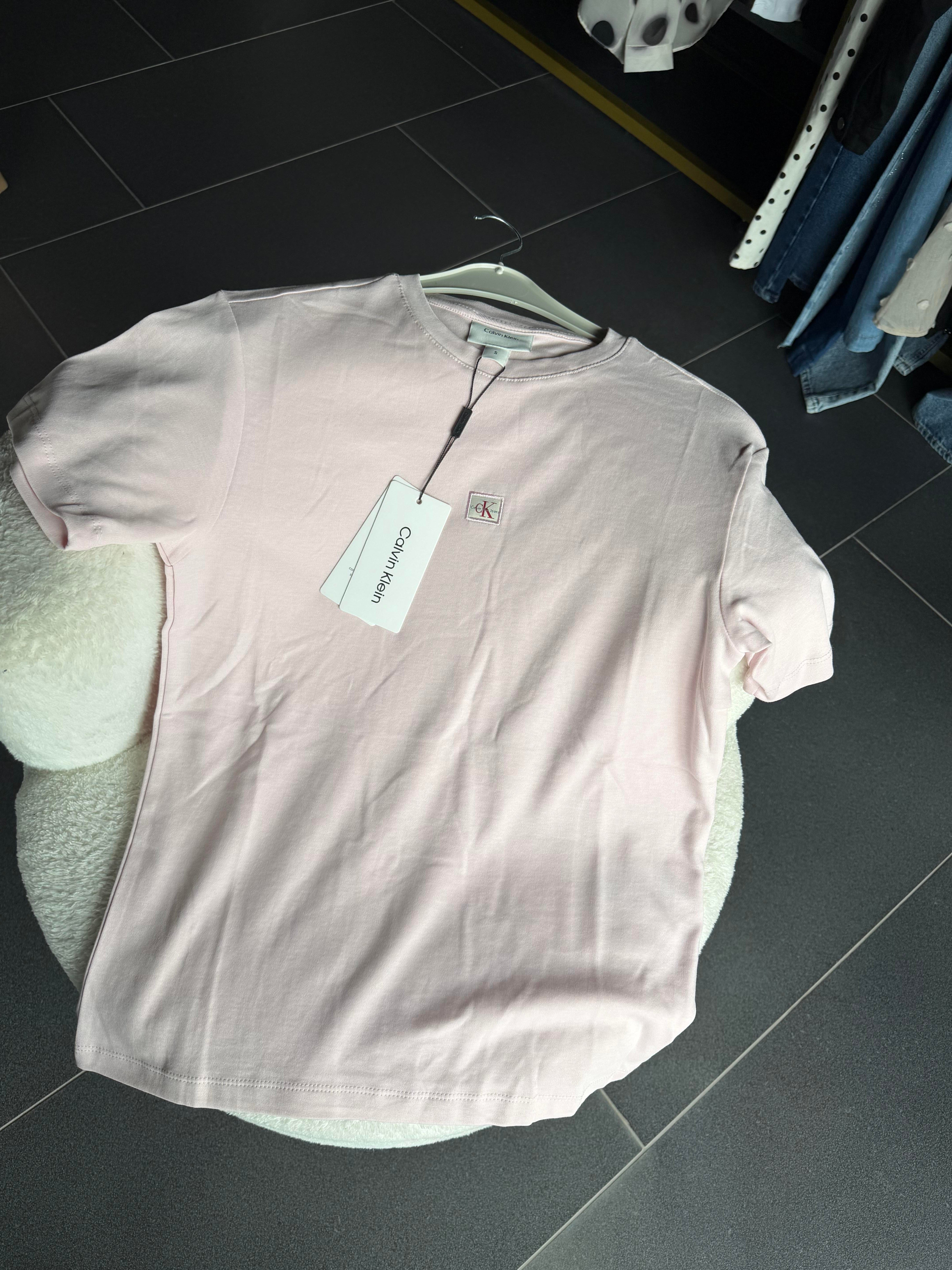 C Toz Pembe Minimal Tshirt