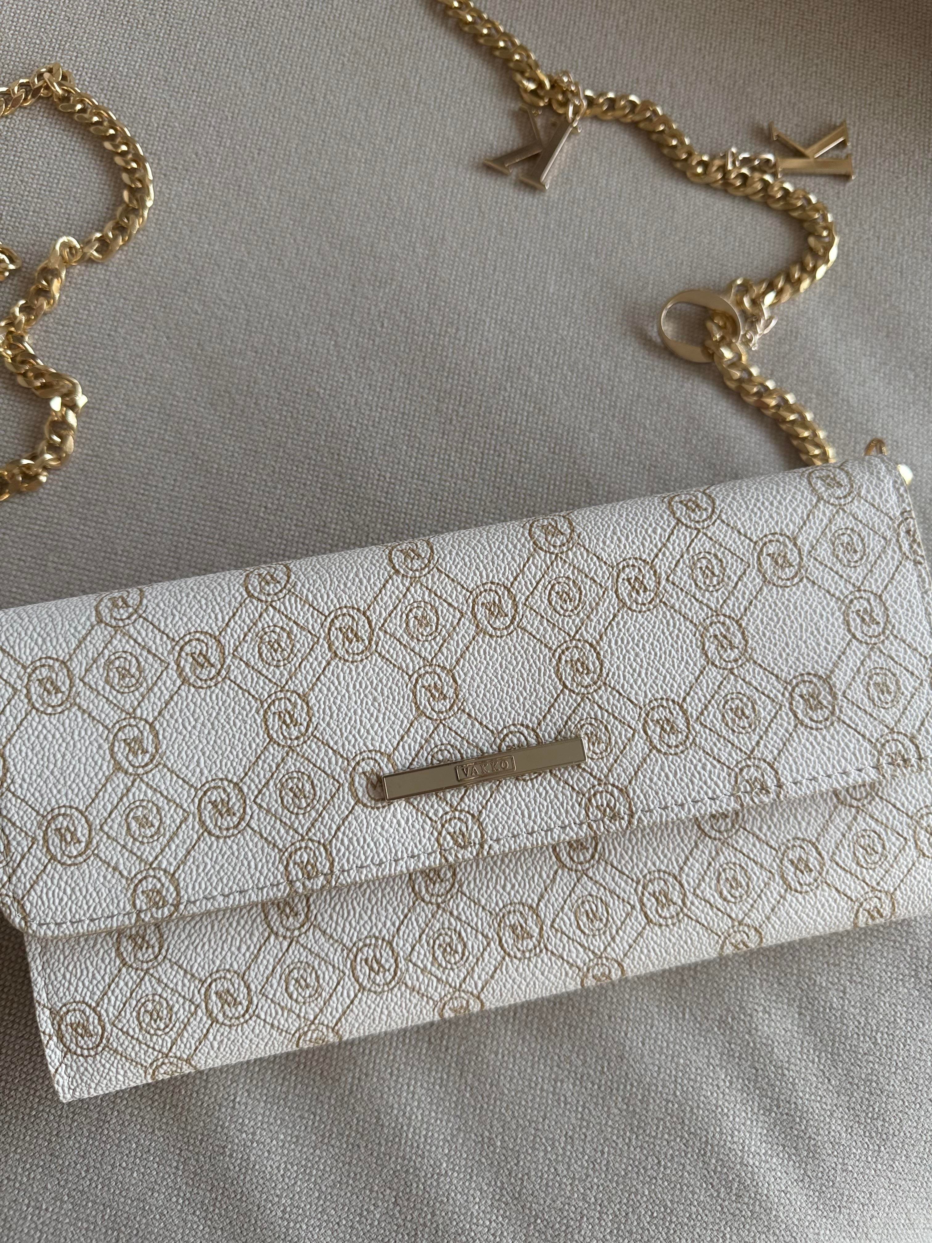 Charmlı Clutch Beyaz Zincirli Çanta