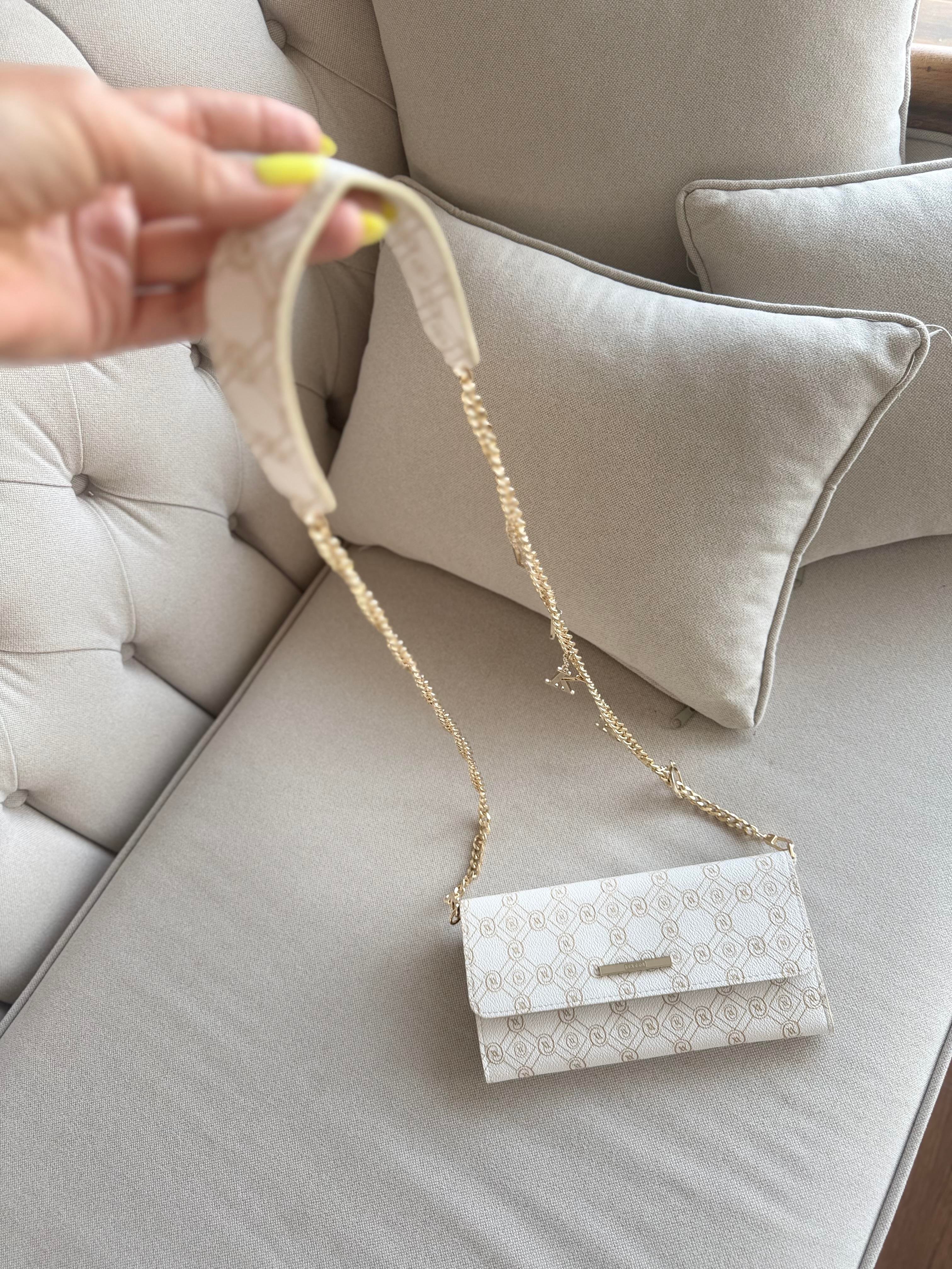 Charmlı Clutch Beyaz Zincirli Çanta