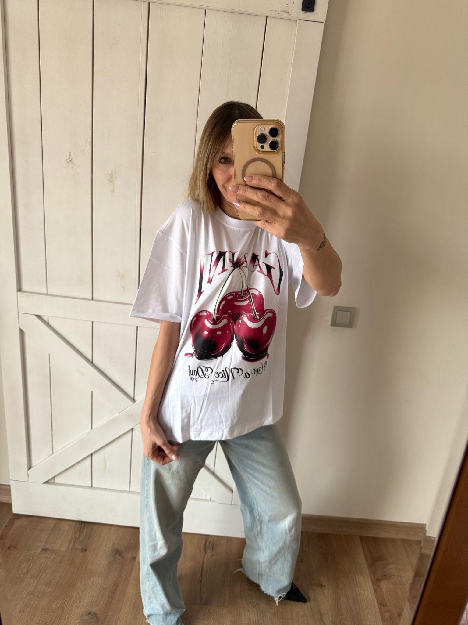 CHERRY OVERSİZS TSHİRT