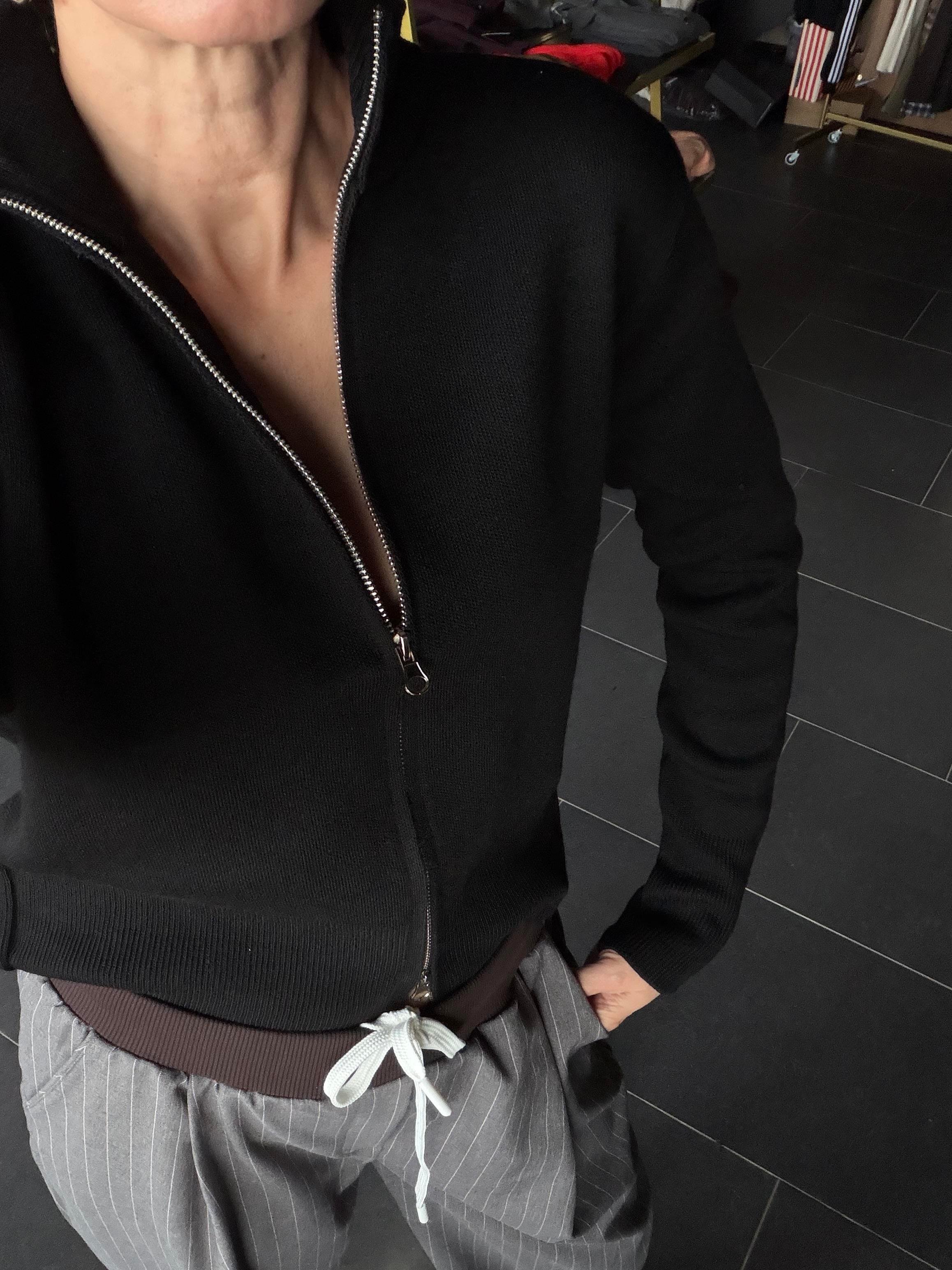 Çift Fermuarlı Siyah Hırka