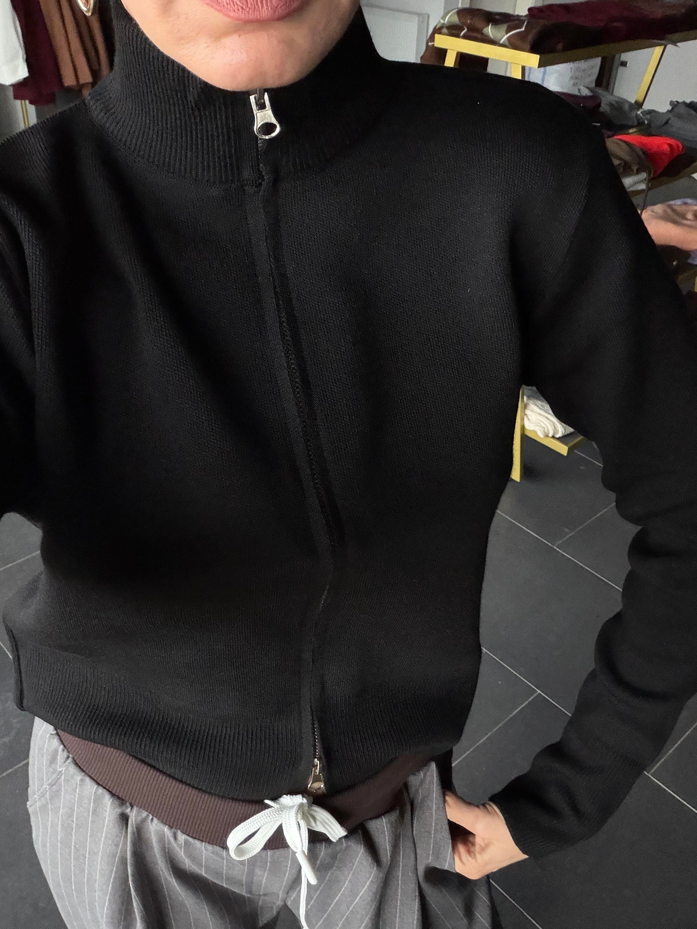 Çift Fermuarlı Siyah Hırka