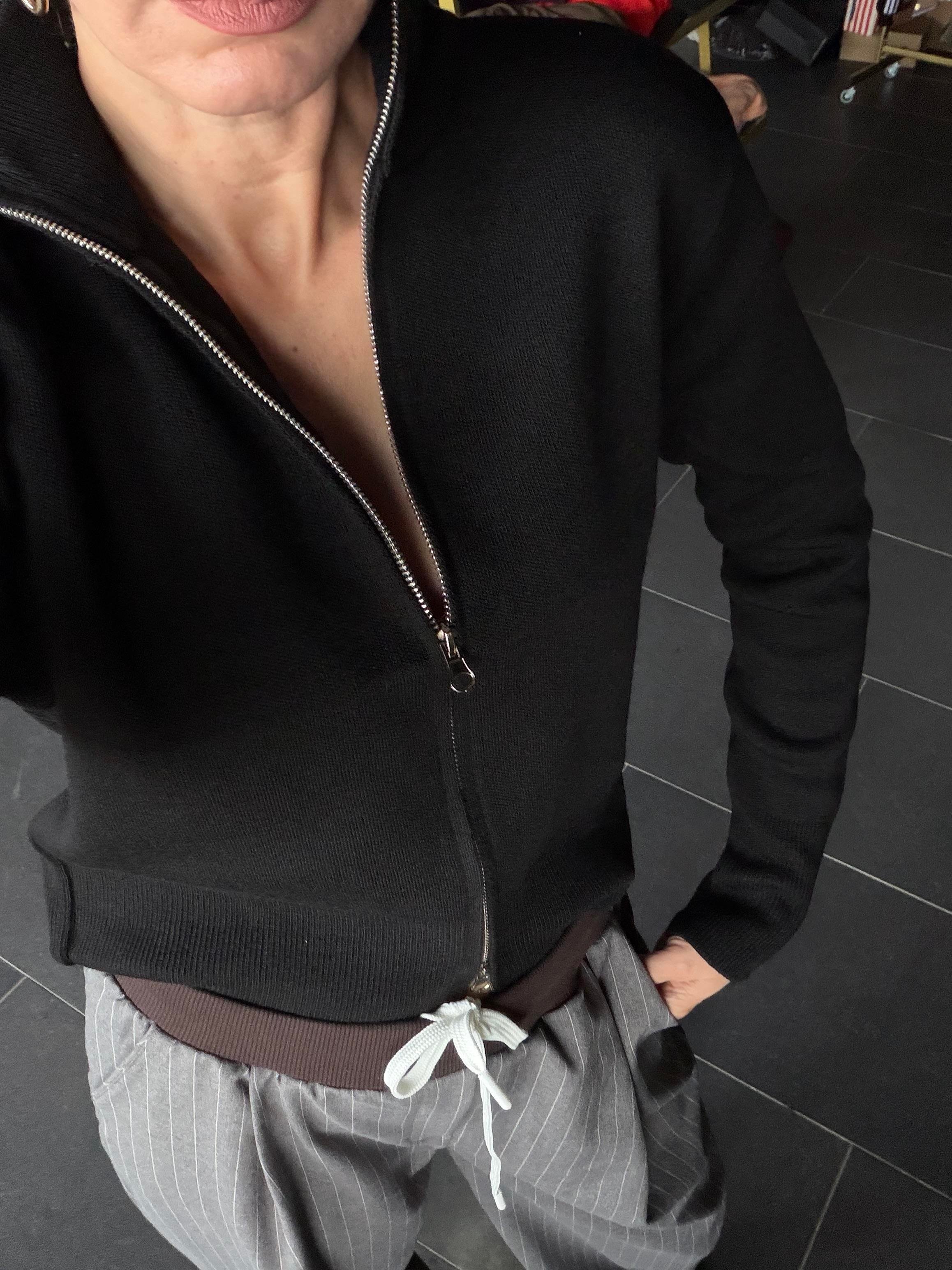 Çift Fermuarlı Siyah Hırka