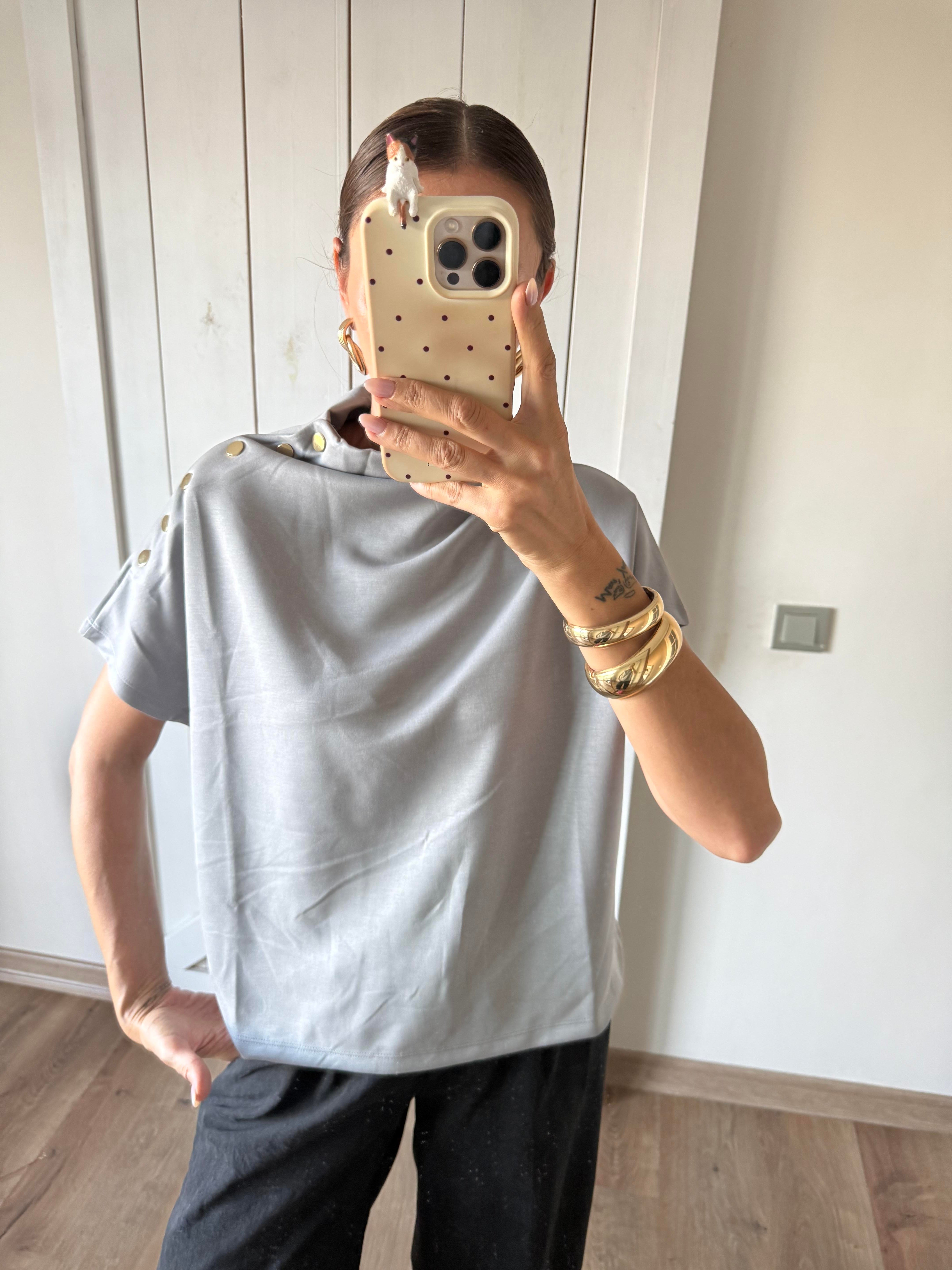 Çıtçıt Detaylı Gri Bluz