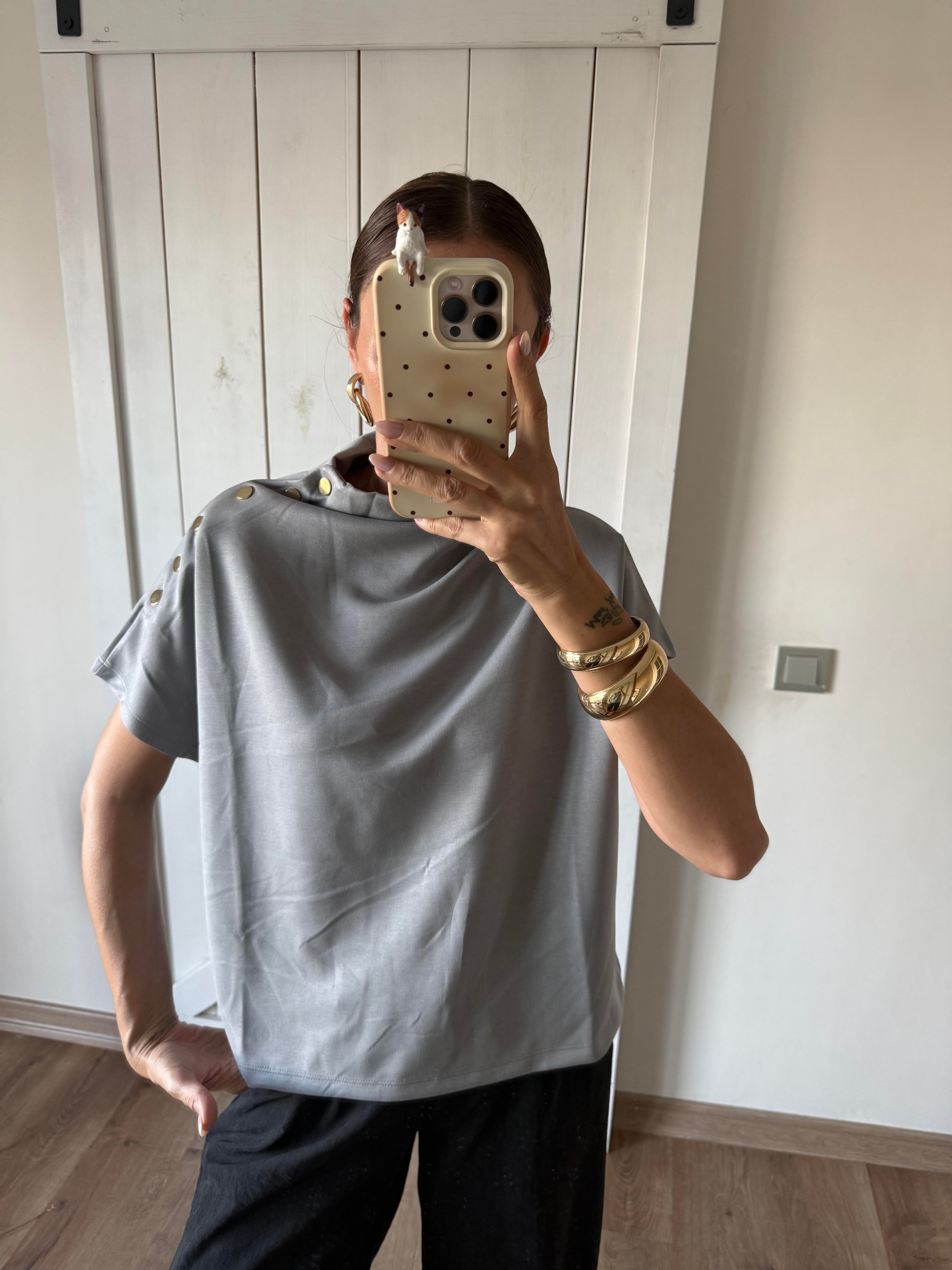 Çıtçıt Detaylı Gri Bluz