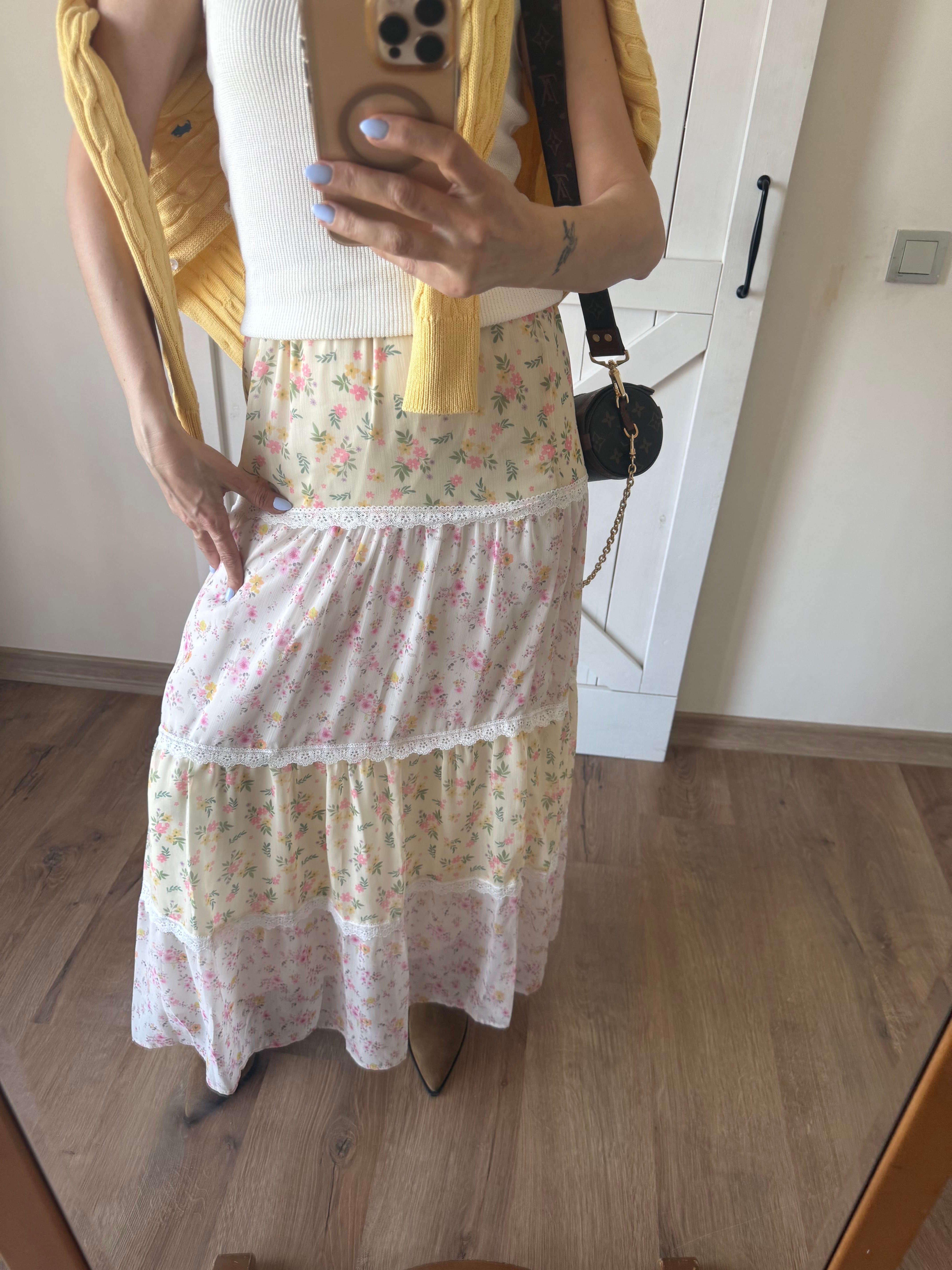 Dantel Detaylı Katlı Etek