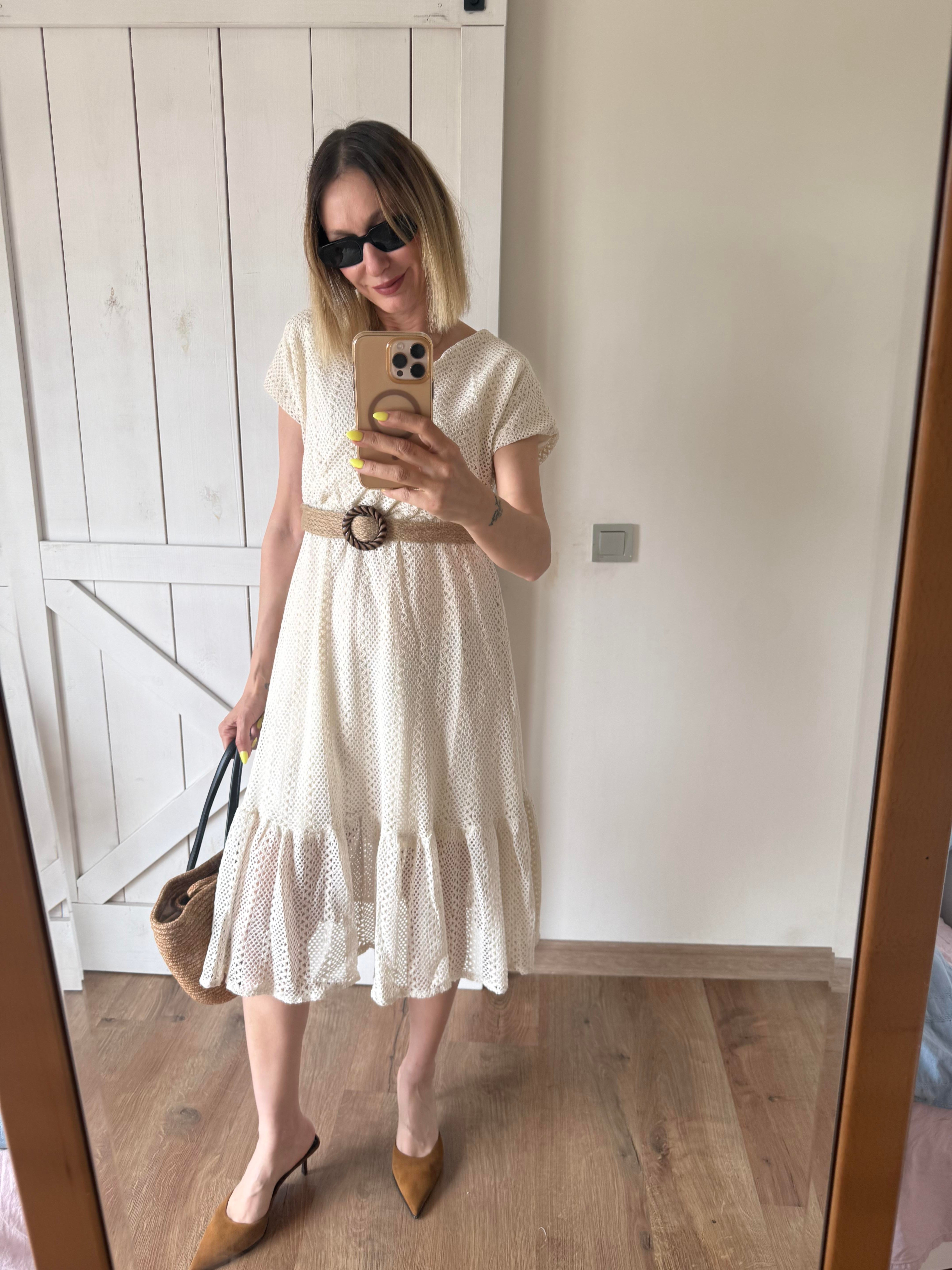 Dantel Ekru Kemerli Elbise