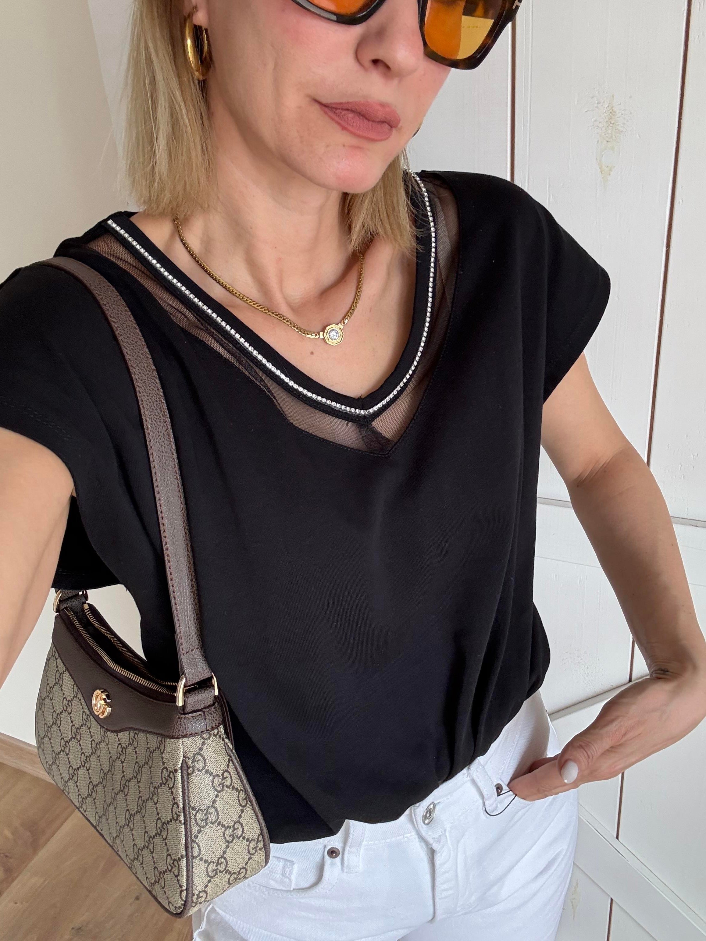 Dantel V Yaka Taş İşlemeli Tshirt