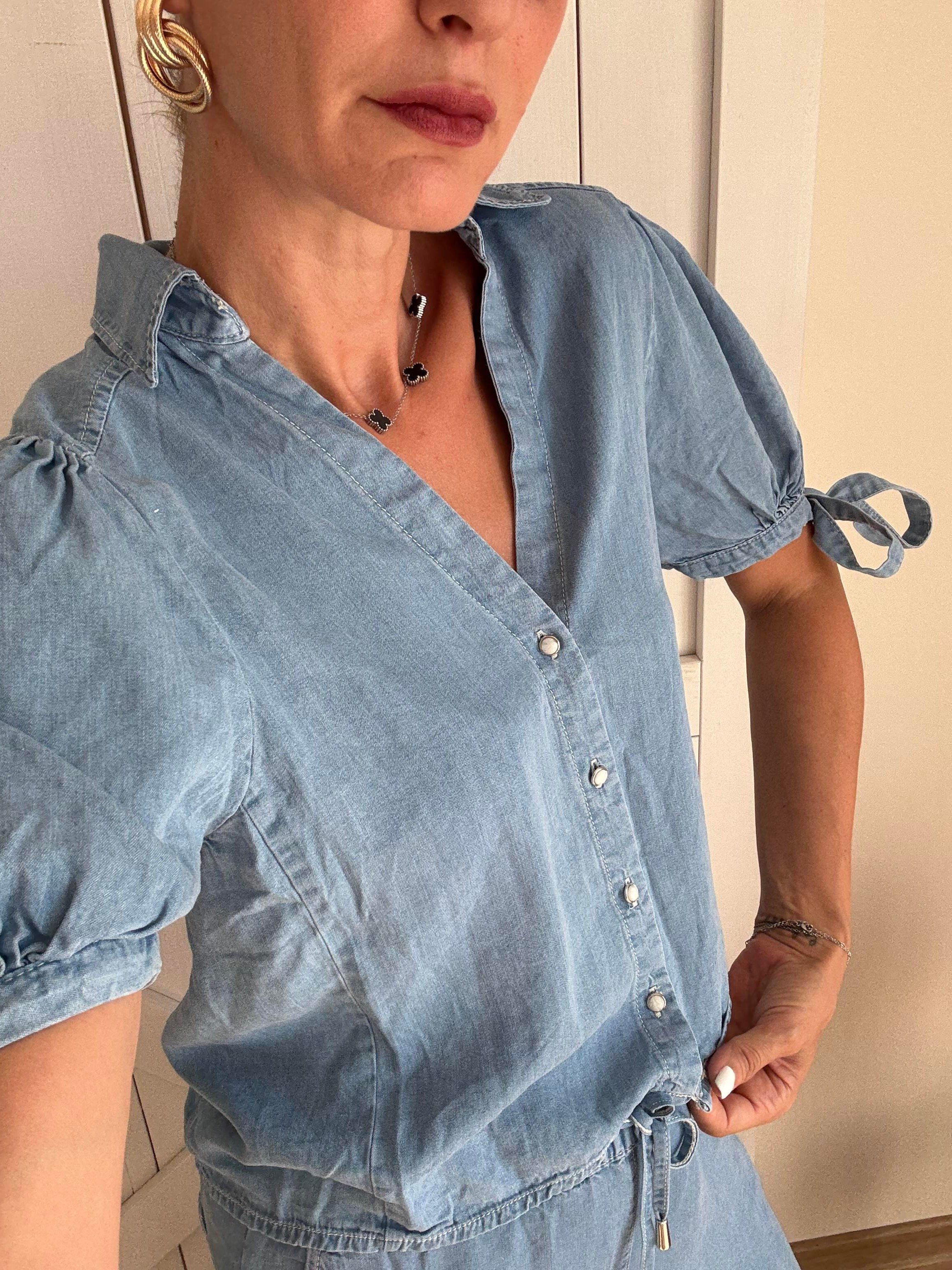 Denim Görünümlü Fiyonk Gömlek