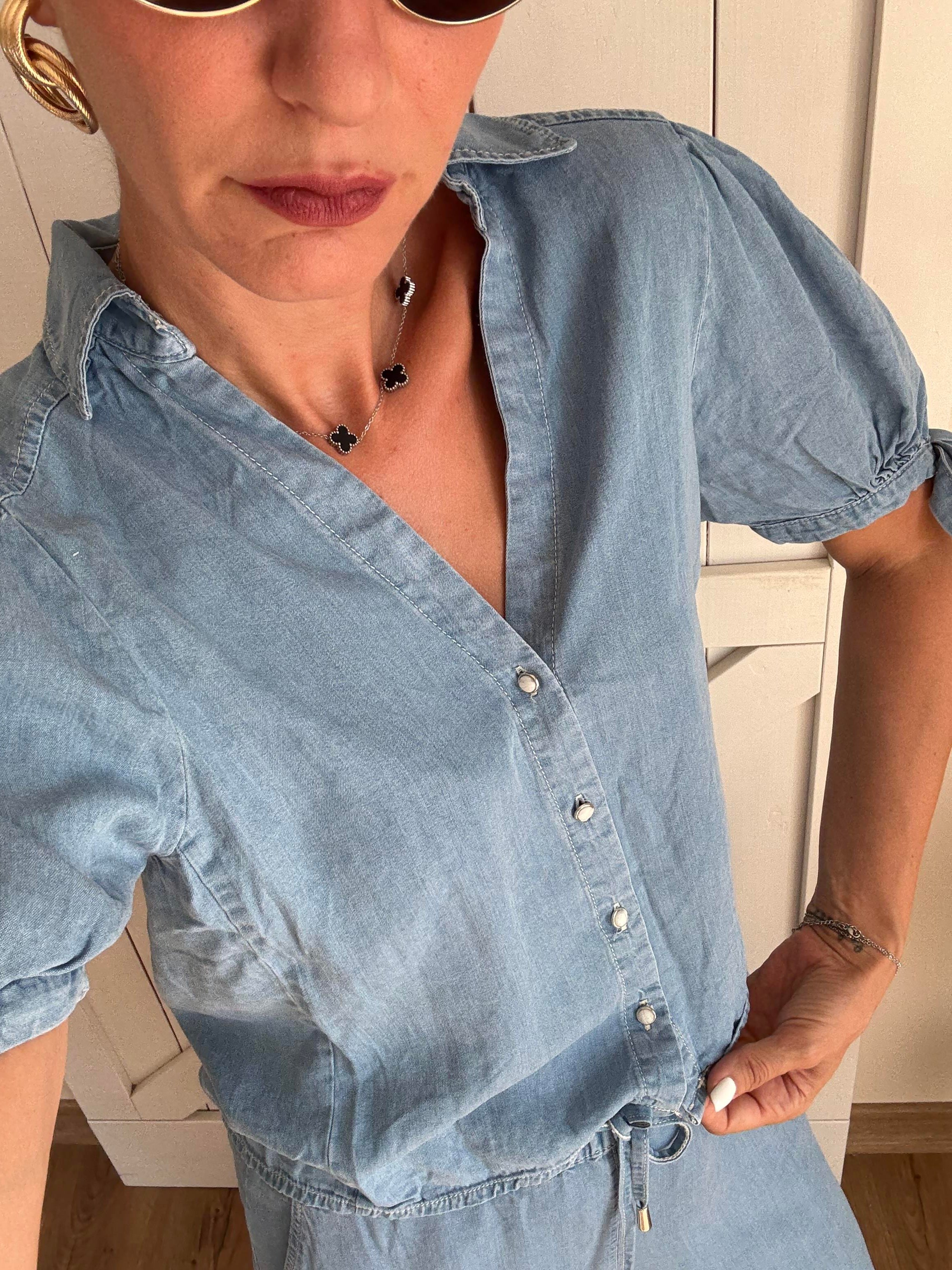 Denim Görünümlü Fiyonk Gömlek