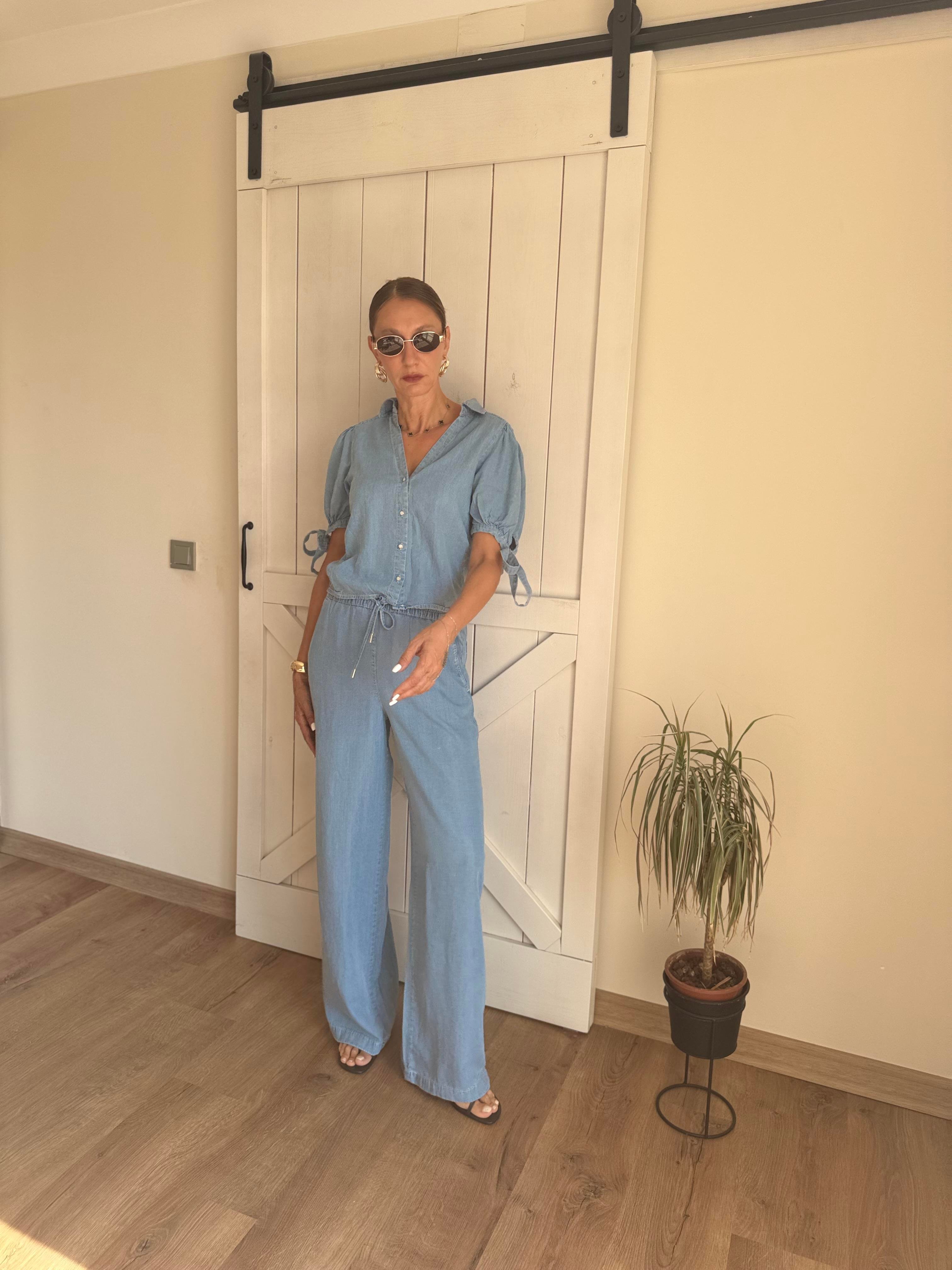 Denim Görünümlü Fiyonk Gömlek