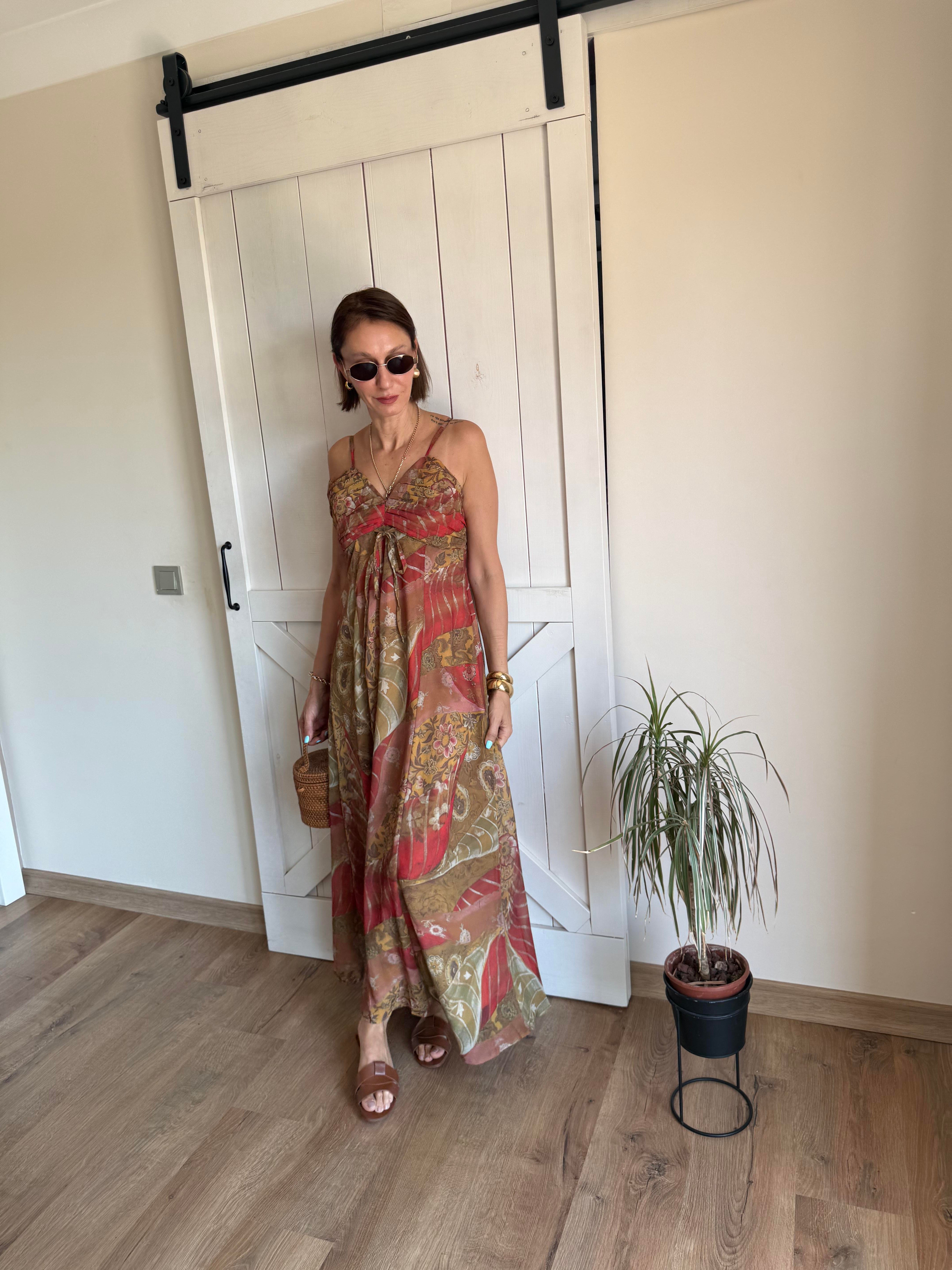 Desenli Gipeli Uzun Elbise