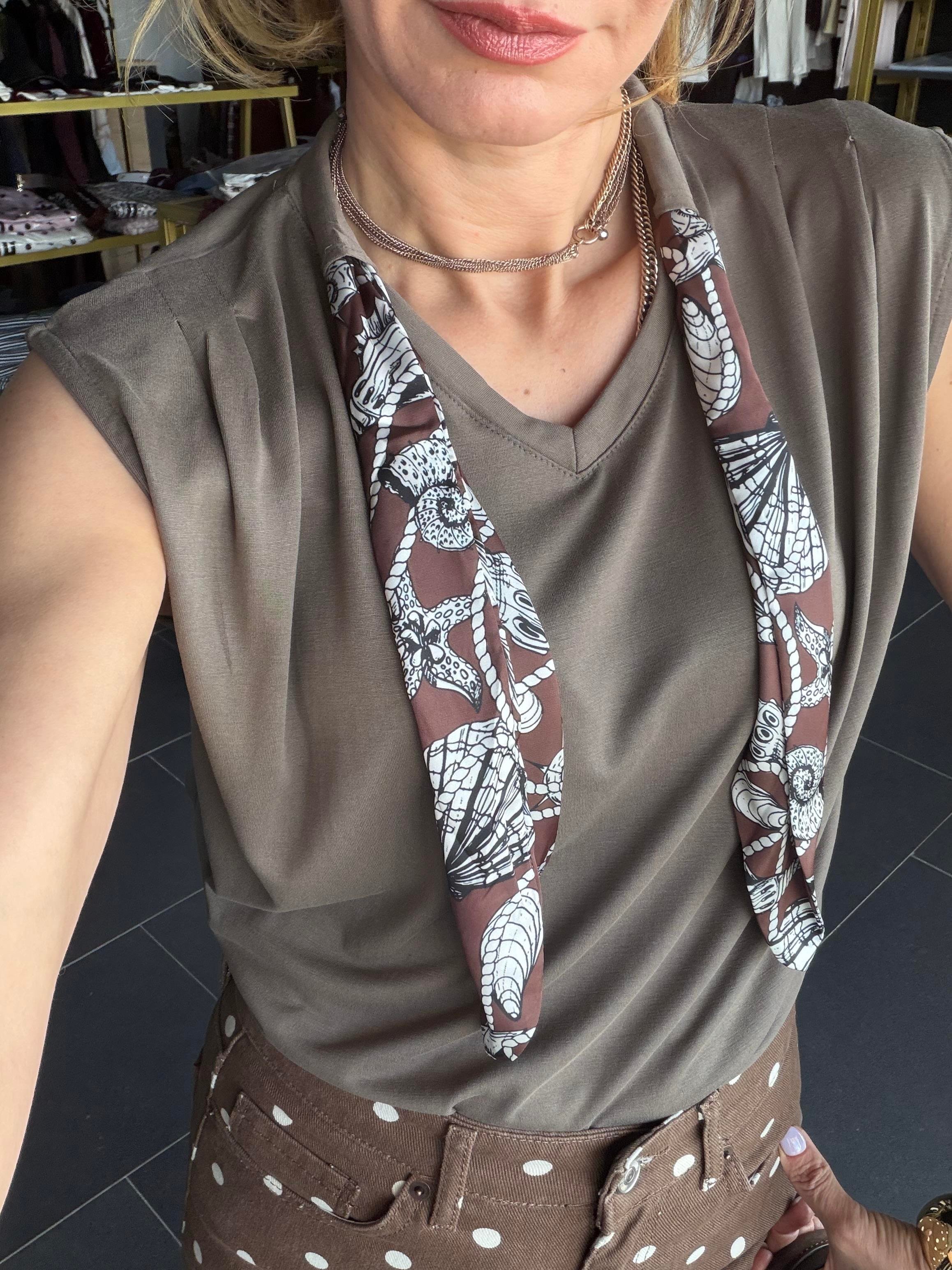 Diena Fularlı Bej Tshirt