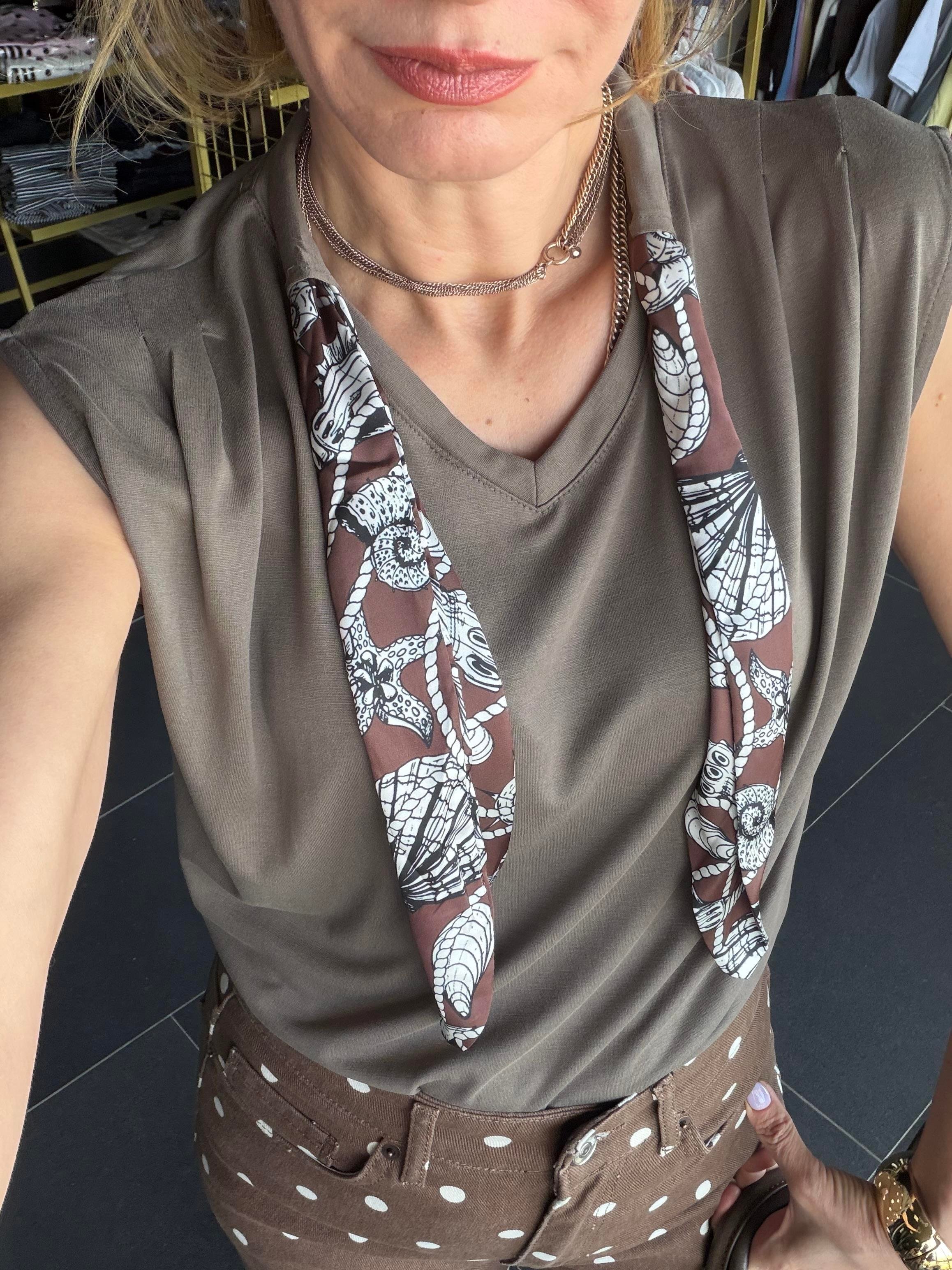 Diena Fularlı Bej Tshirt