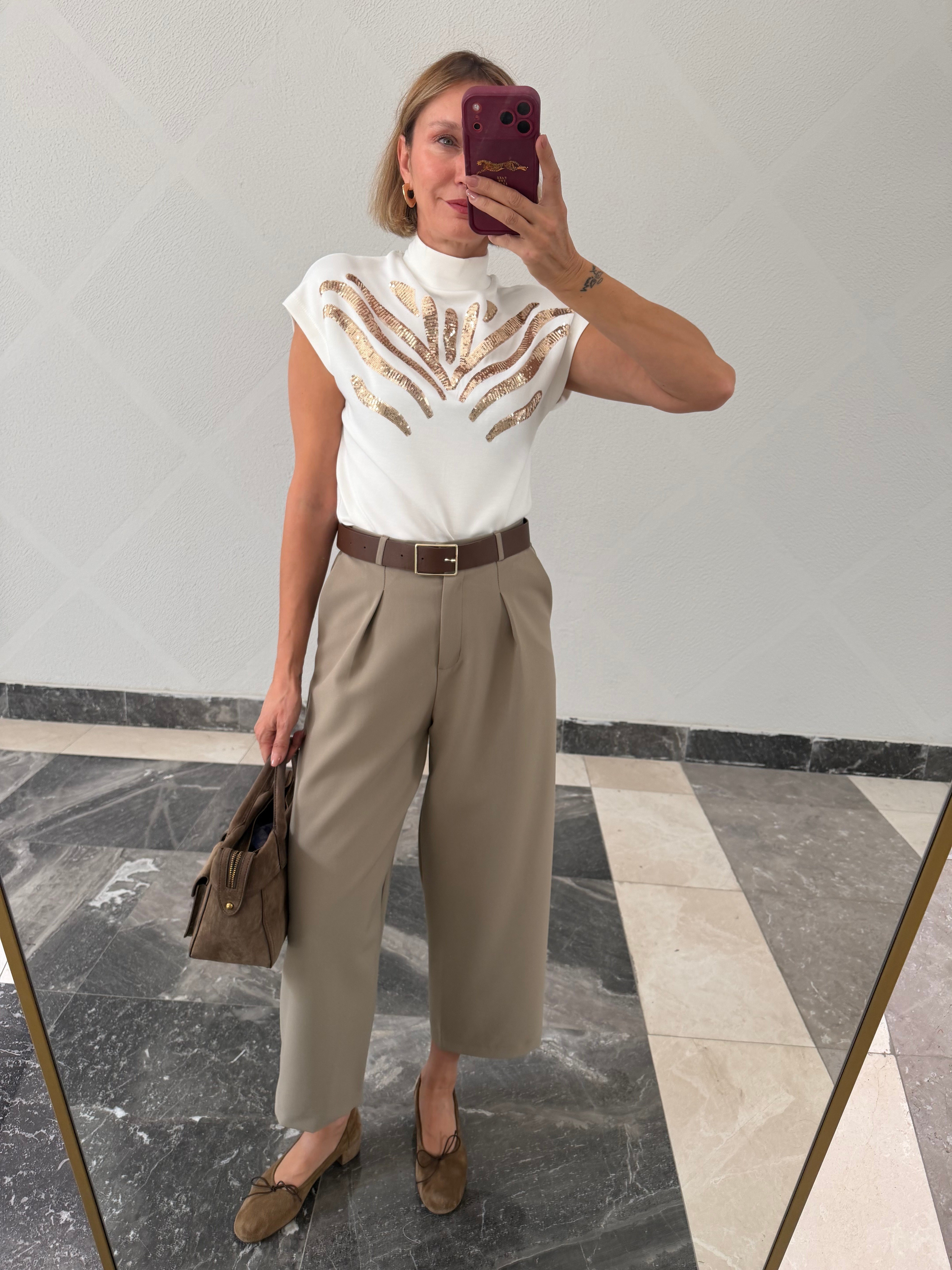 Dik Yaka Work Pul Detaylı Nefis Tshirt
