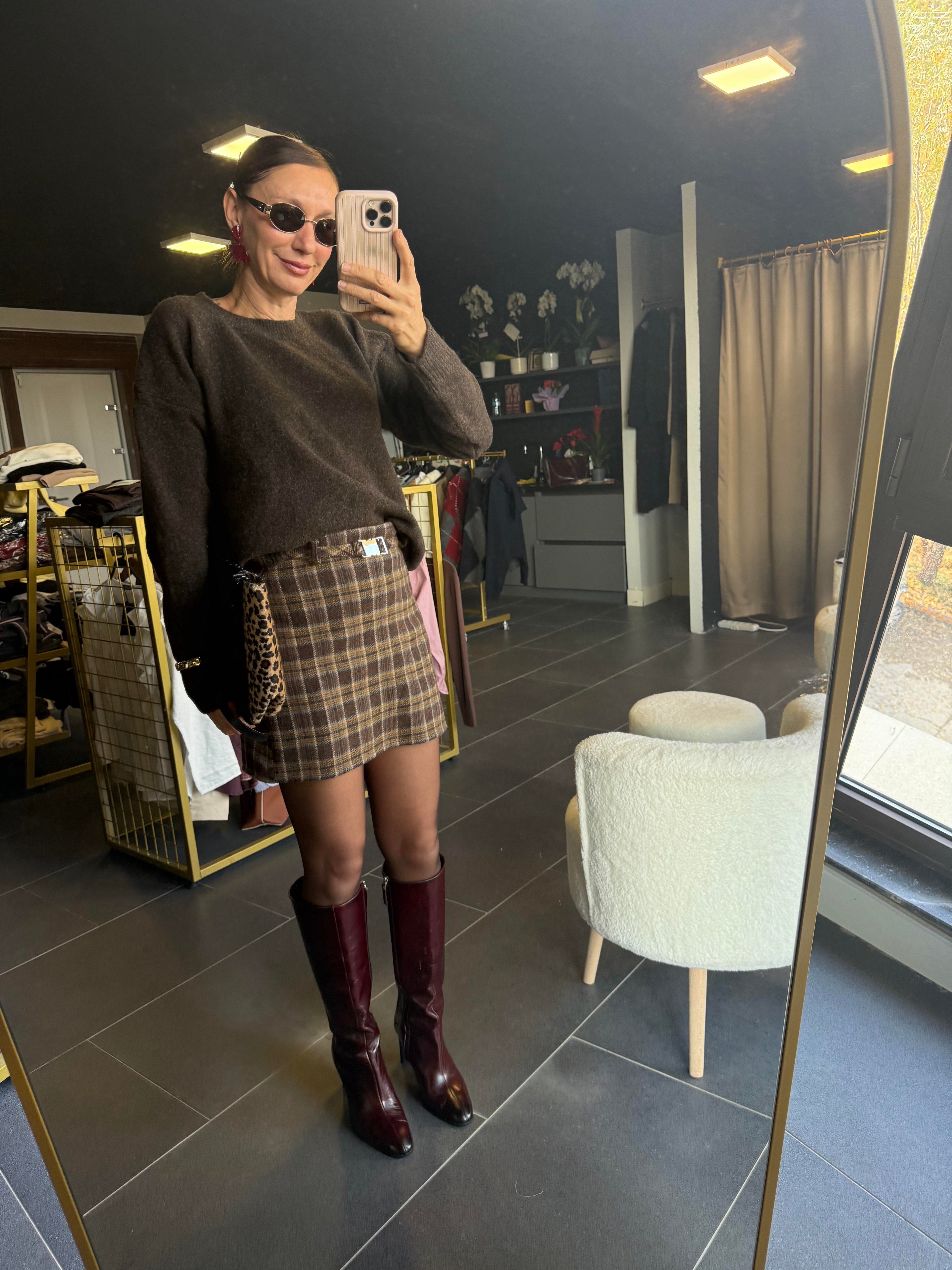 Ekose Mini Kemerli Etek Massi