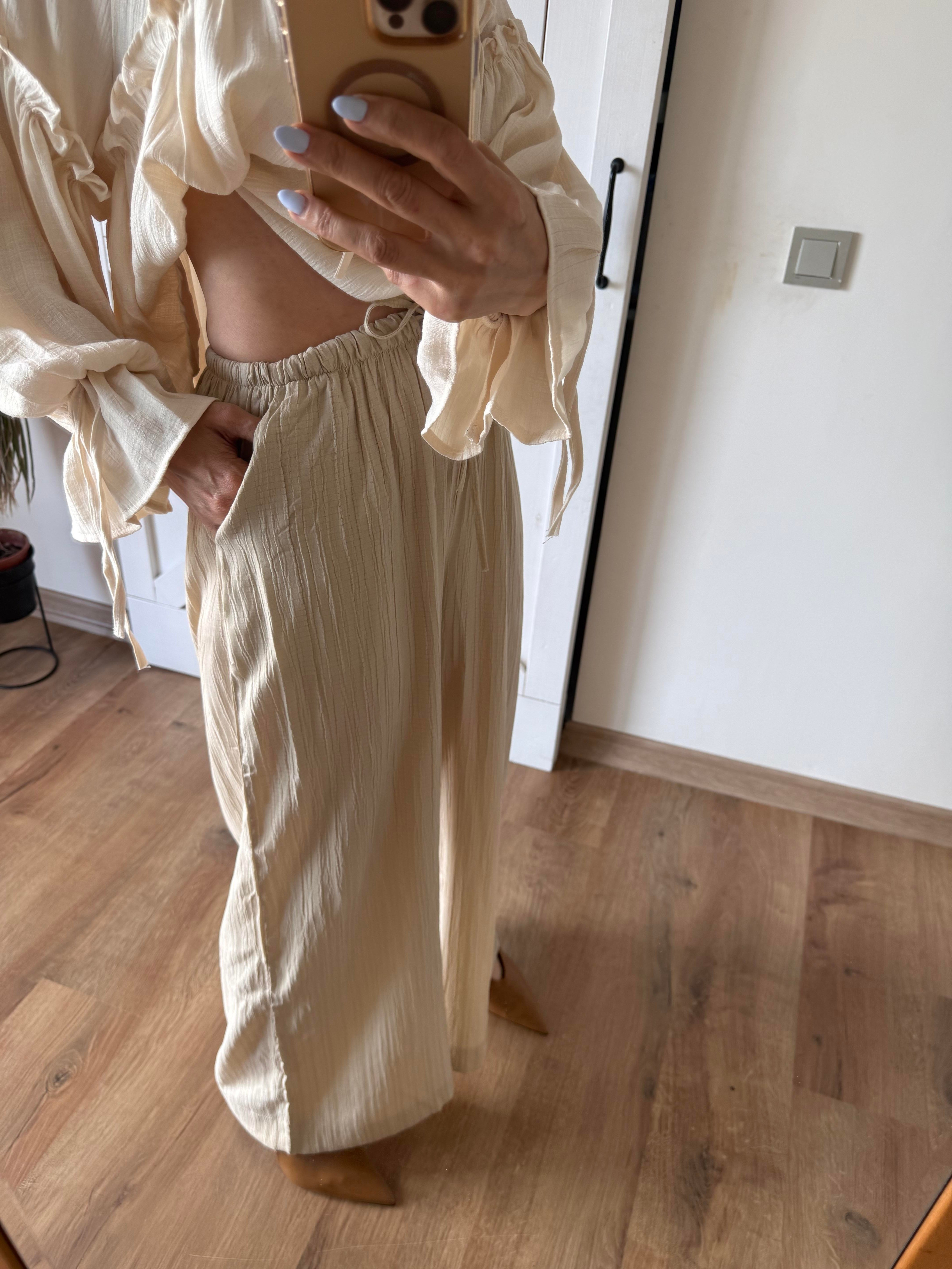 Ekru Bel Bağcıklı Geniş Paça Gofre Pantolon