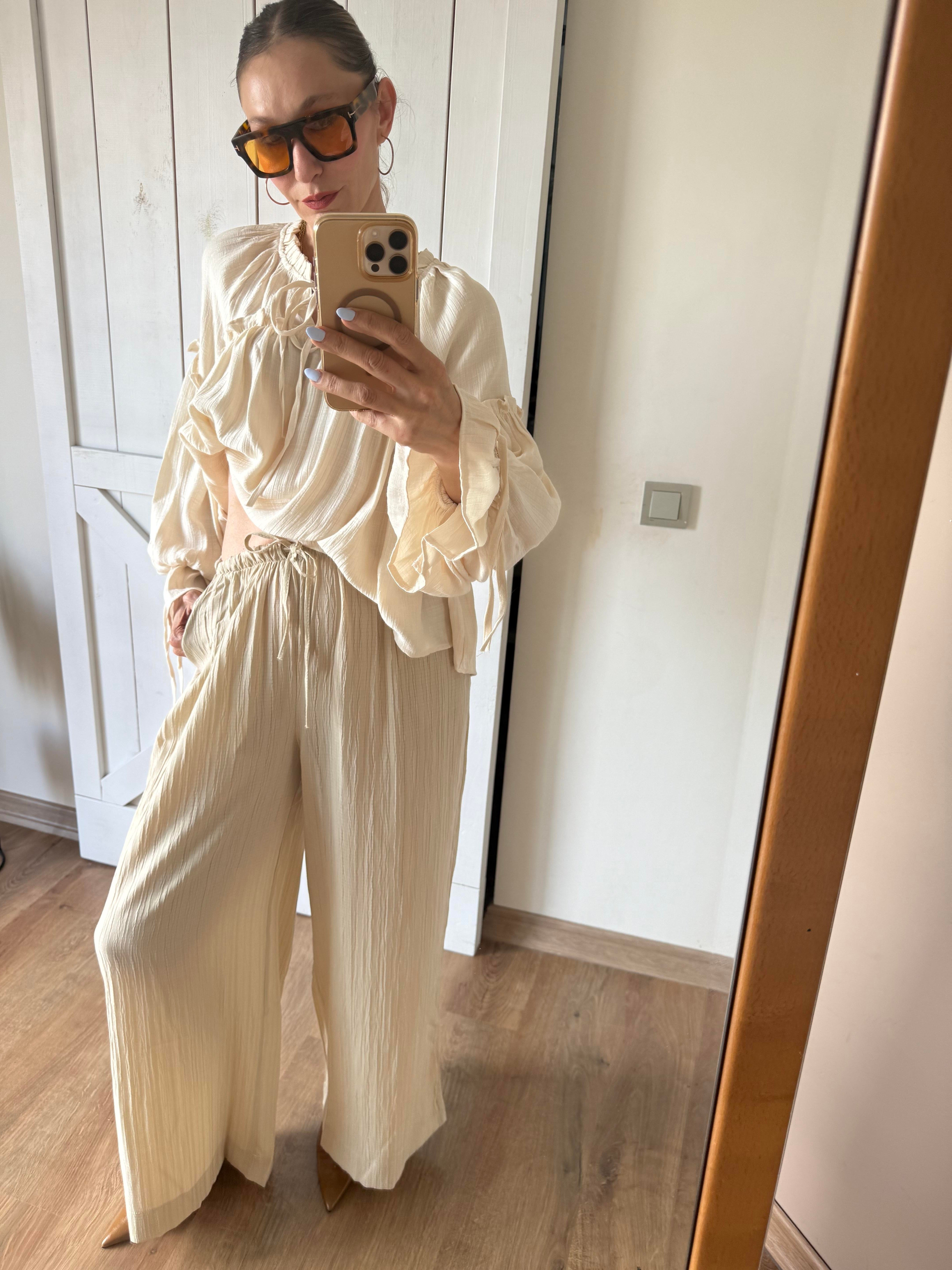 Ekru Bel Bağcıklı Geniş Paça Gofre Pantolon