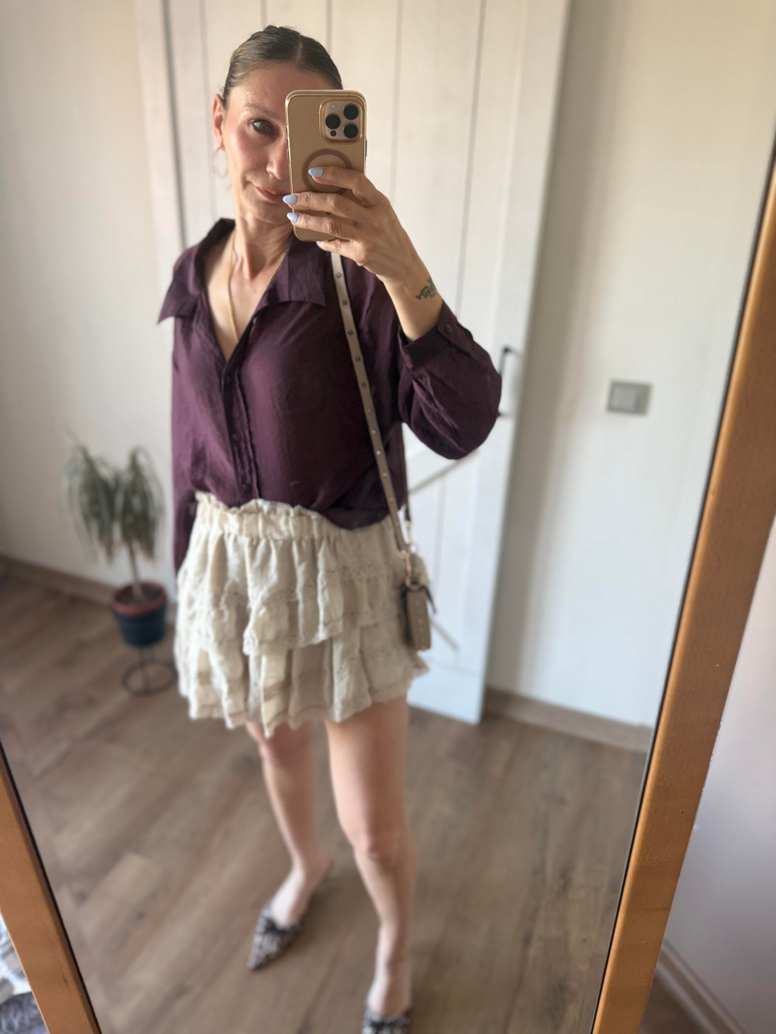 Ekru Katlı Dantel Mini Etek