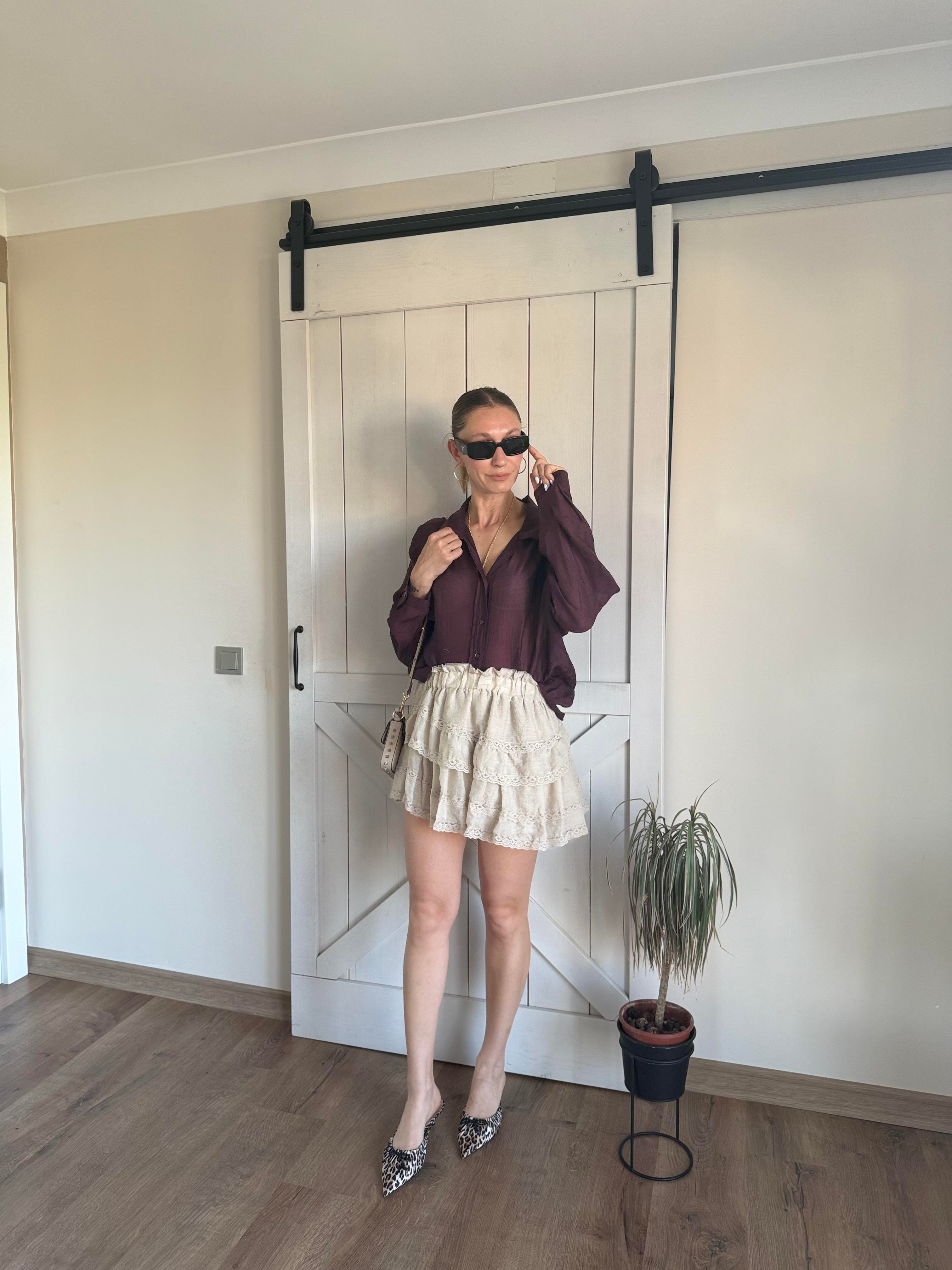 Ekru Katlı Dantel Mini Etek