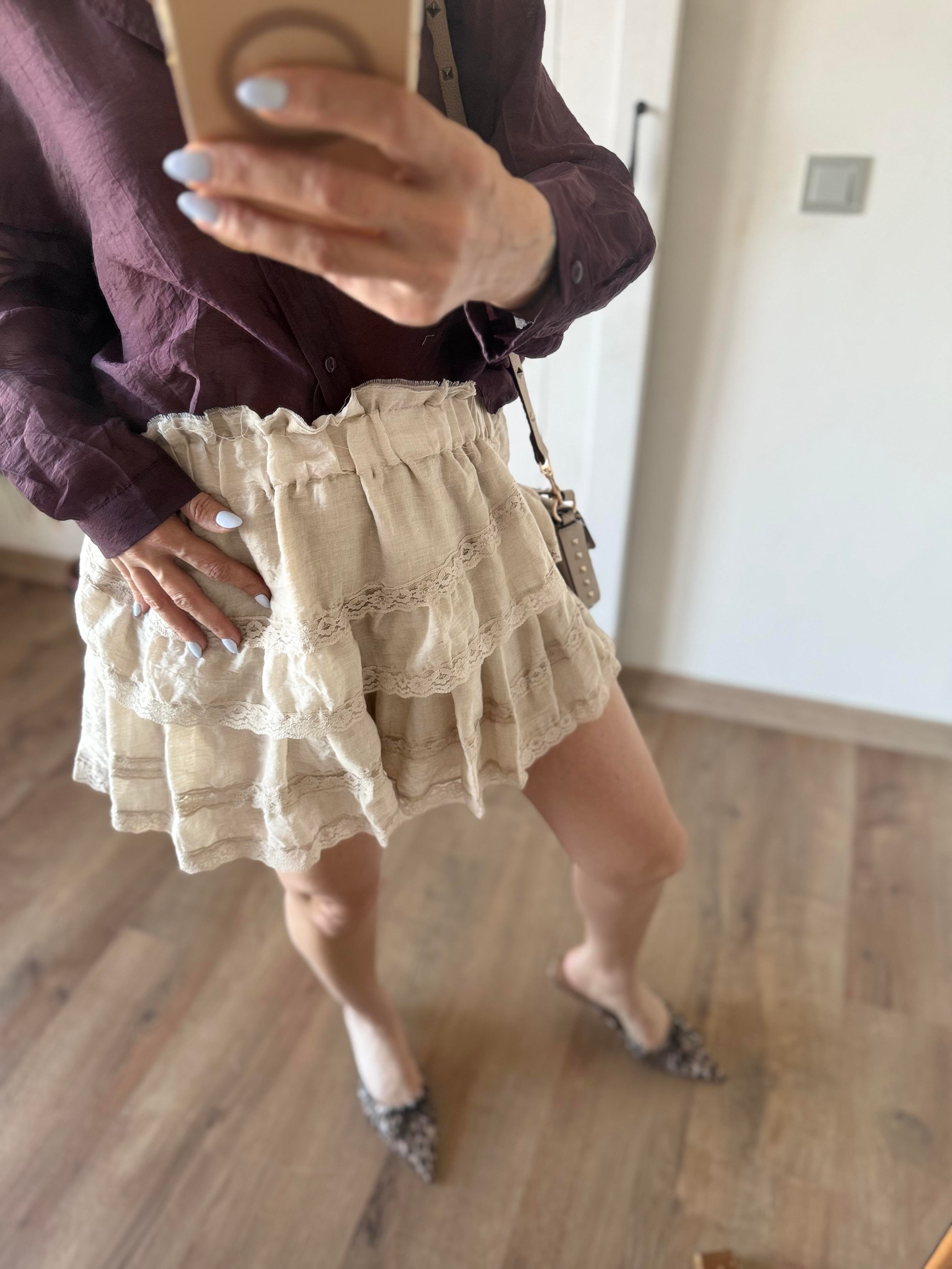 Ekru Katlı Dantel Mini Etek