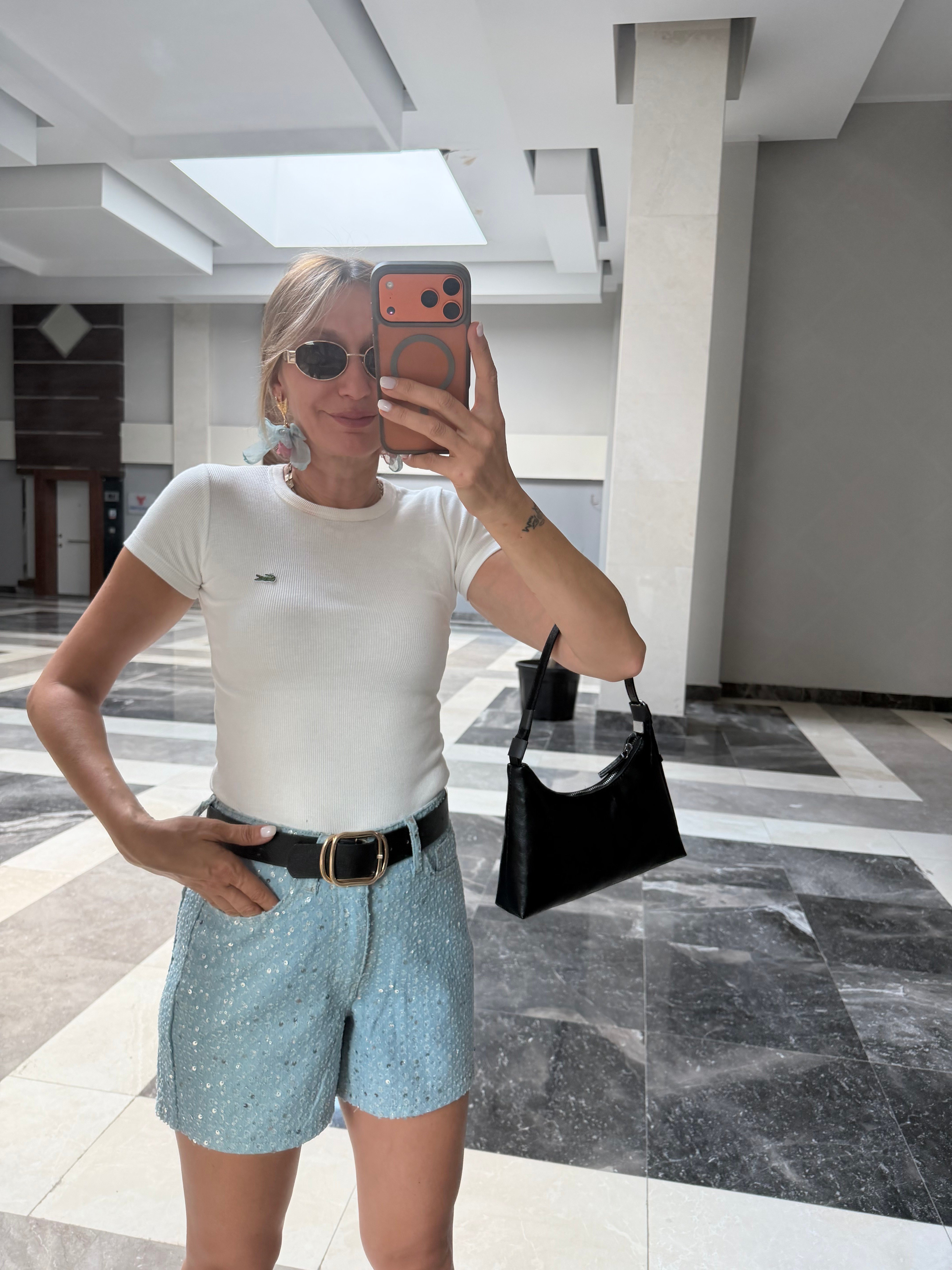 Fitilli Kısa Kollu Beyaz Tshirt