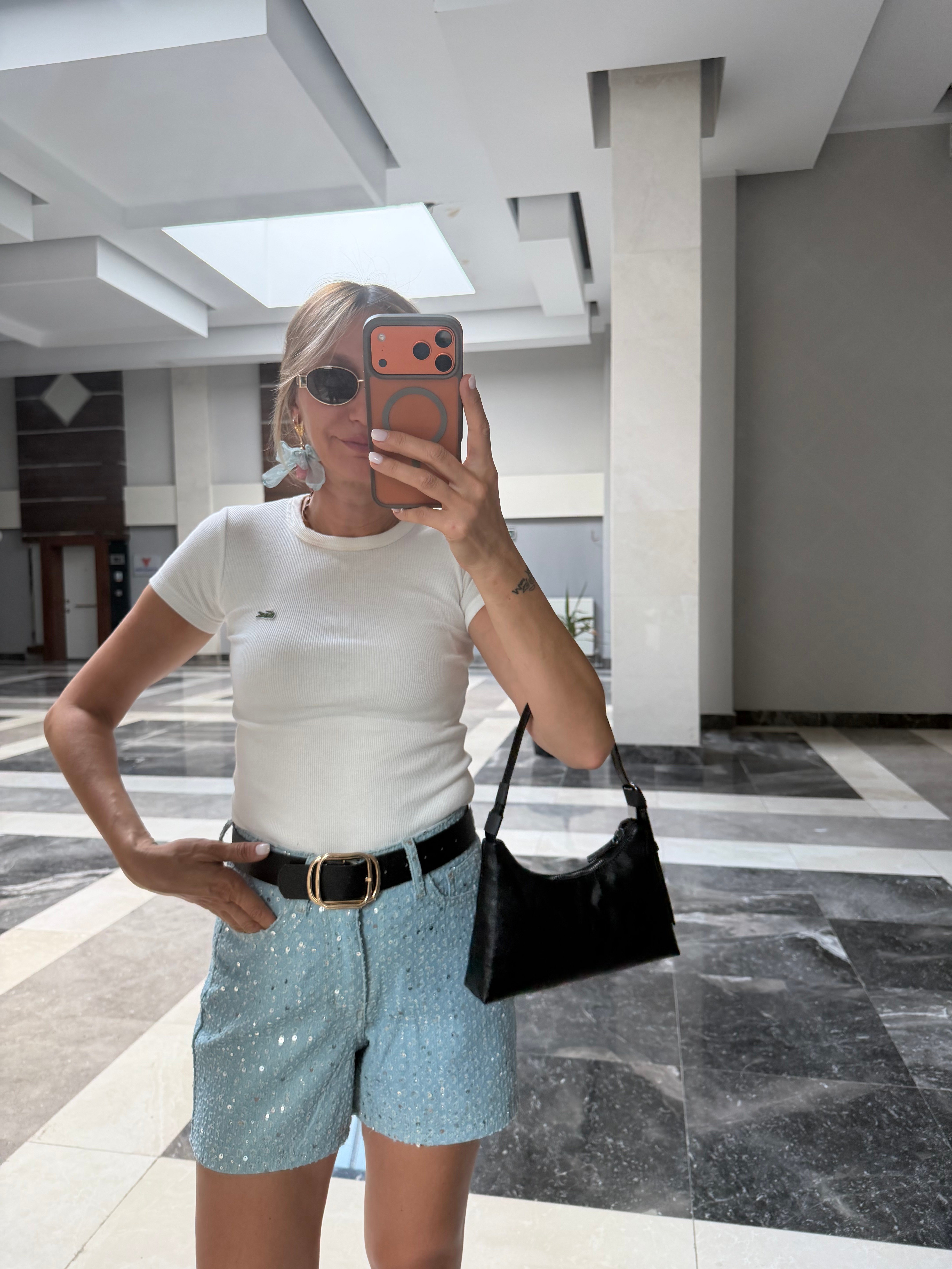 Fitilli Kısa Kollu Beyaz Tshirt