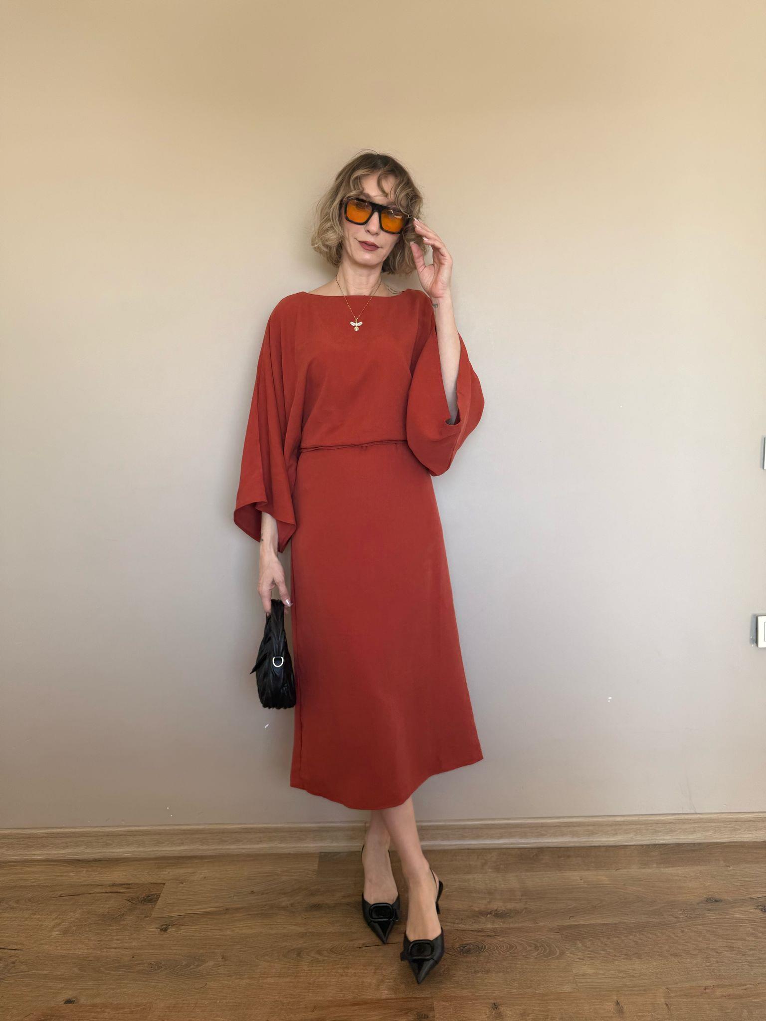 FLAİR Mi Kiremit Bel Büzdürme Ayarlamalı Yarasa Kol Elbise