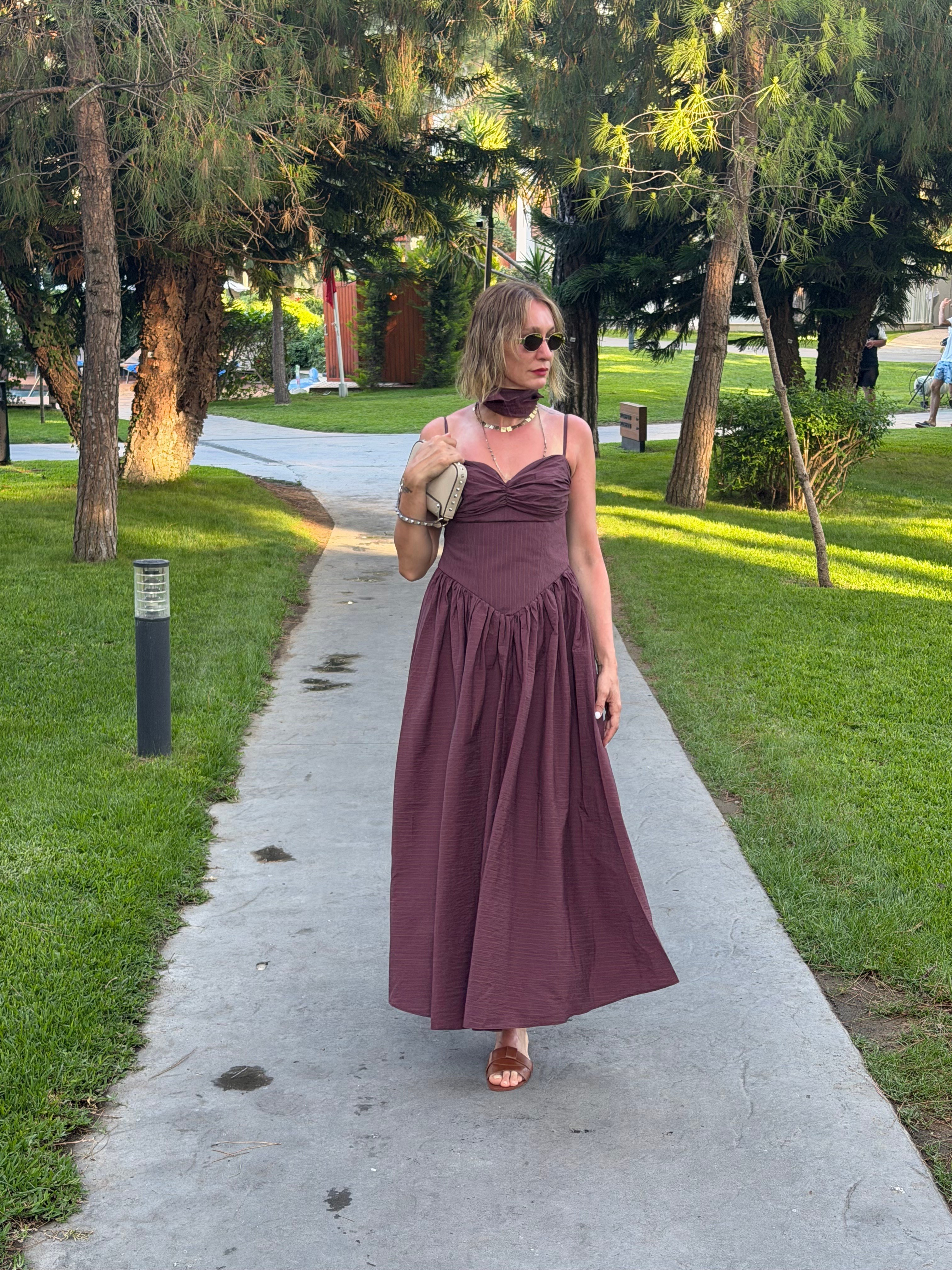 Fularlı Arkası Korse Bağlamalı Mürdüm Pinterest Elbisesi