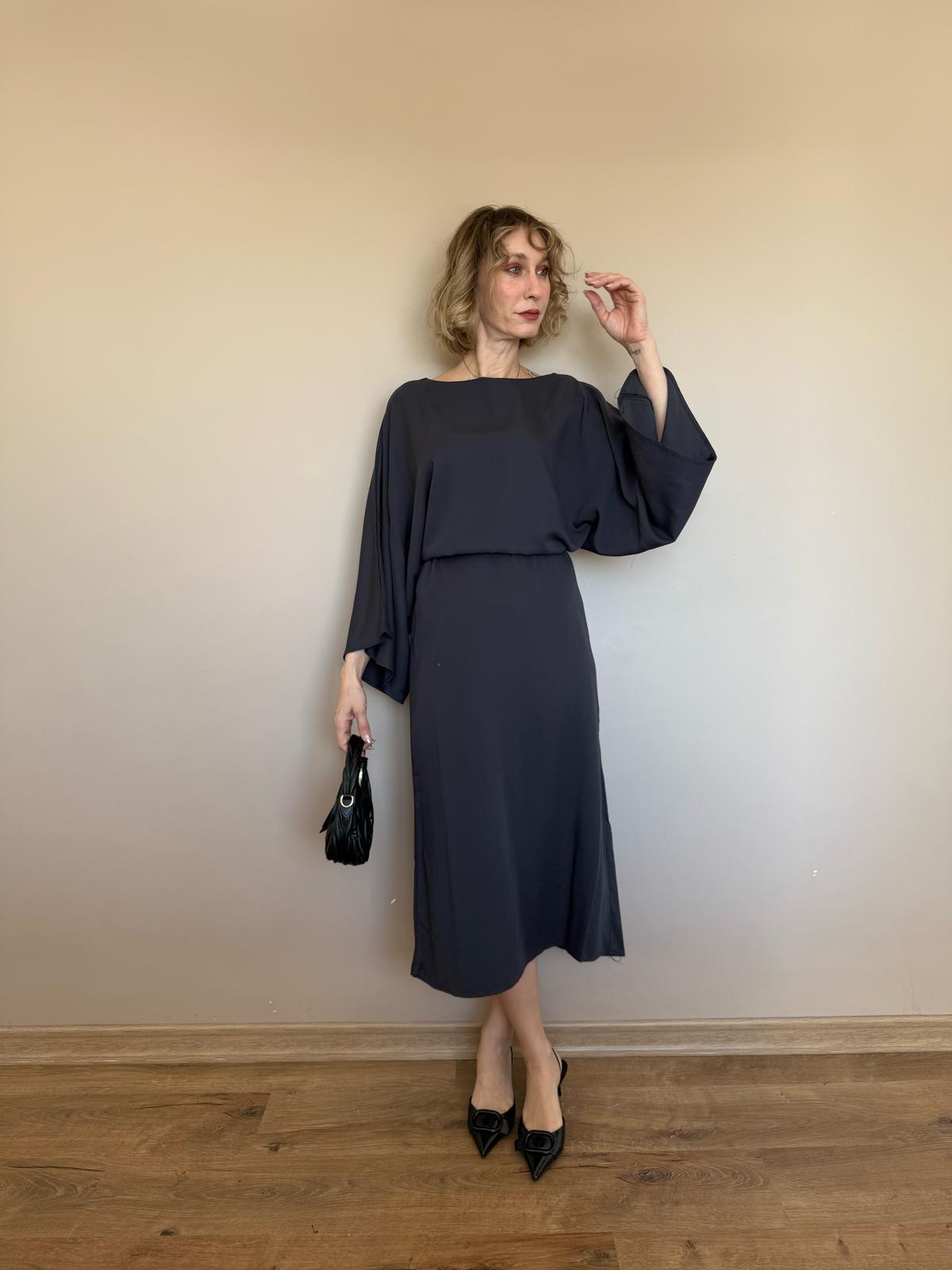 FÜME Bel Büzdürme Ayarlamalı Yarasa Kol Elbise