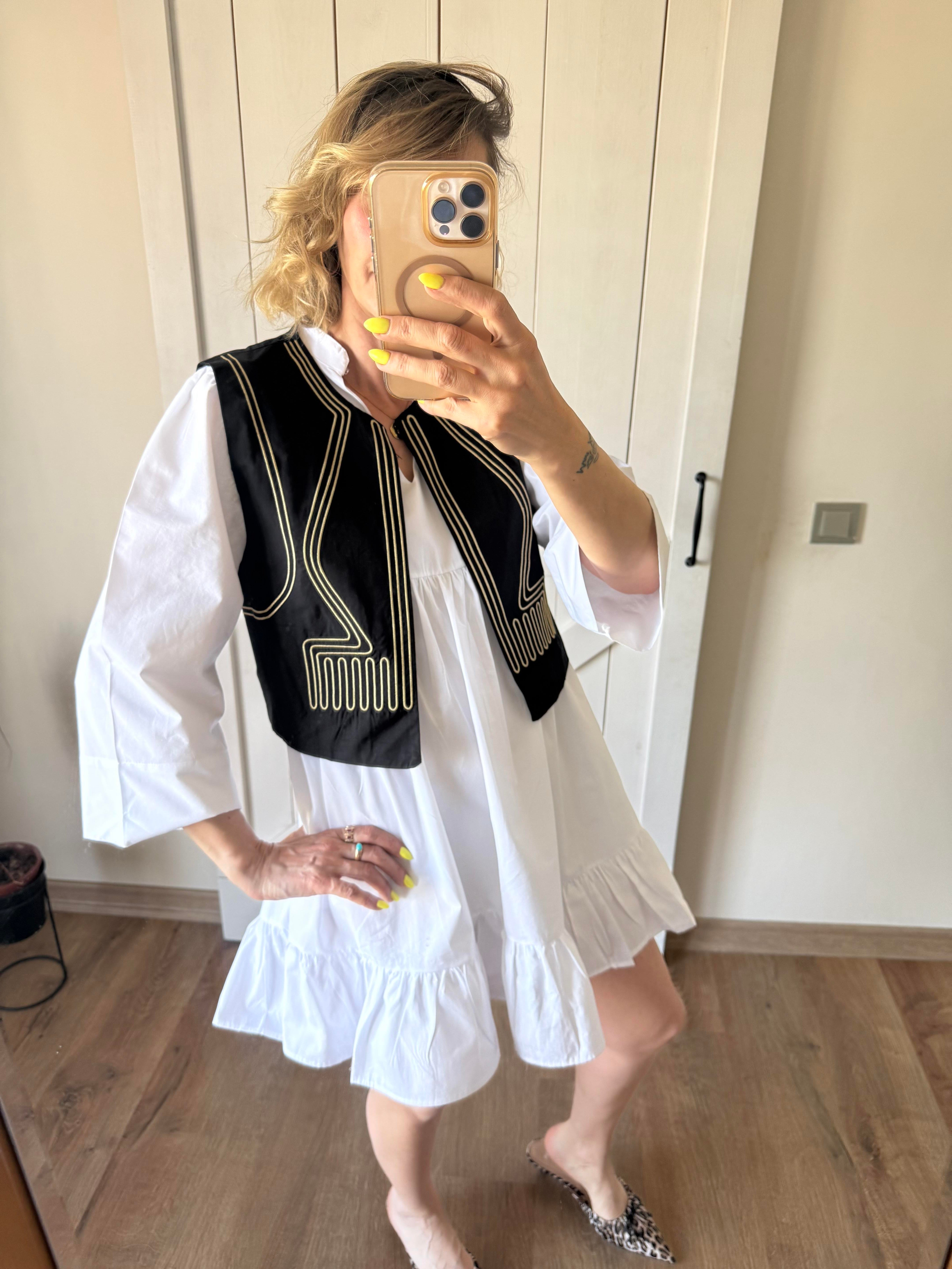 Gold Dikiş Desenli Yelek