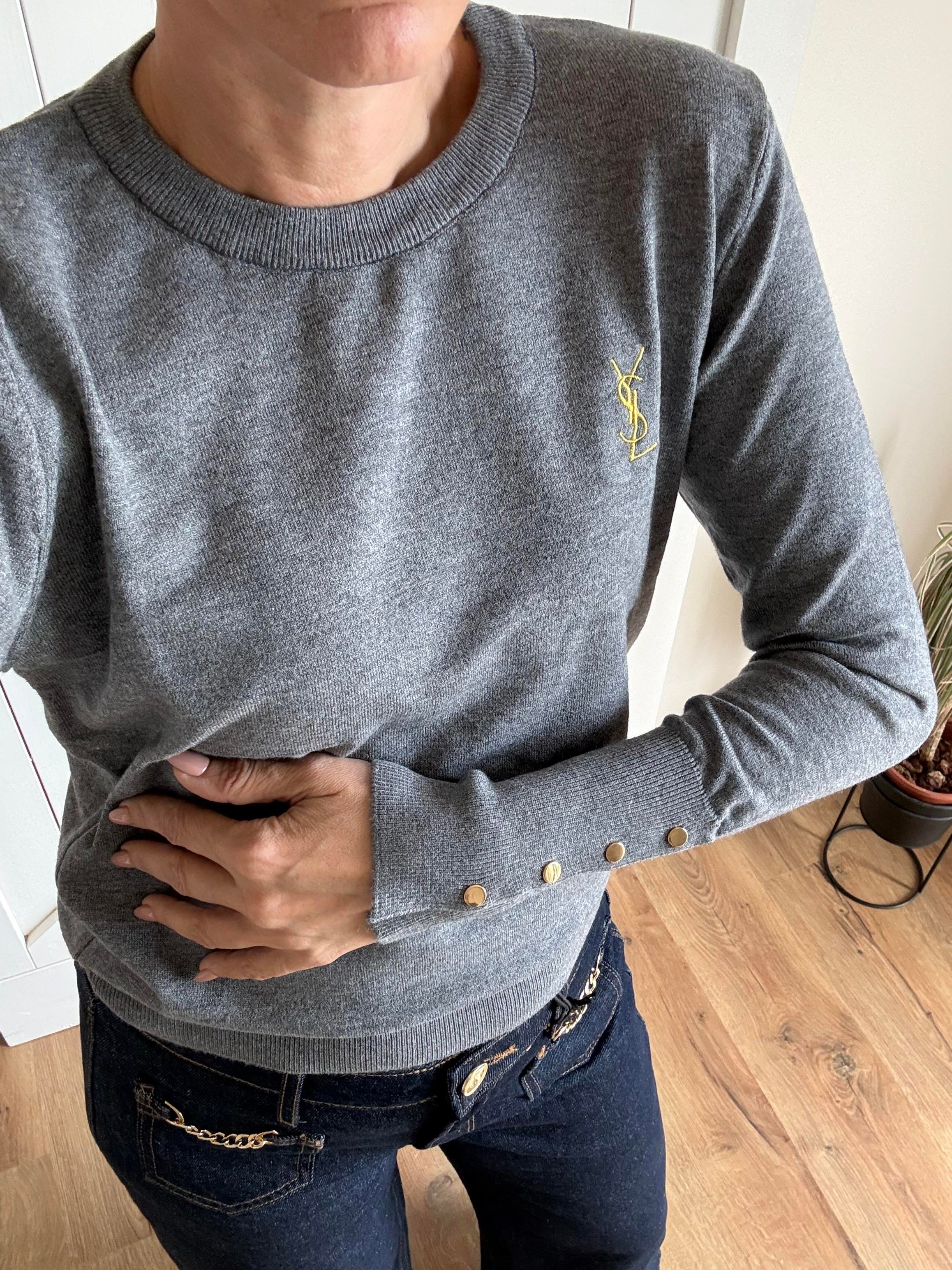 Gri Ysl Bilekleri Zımbalı Triko